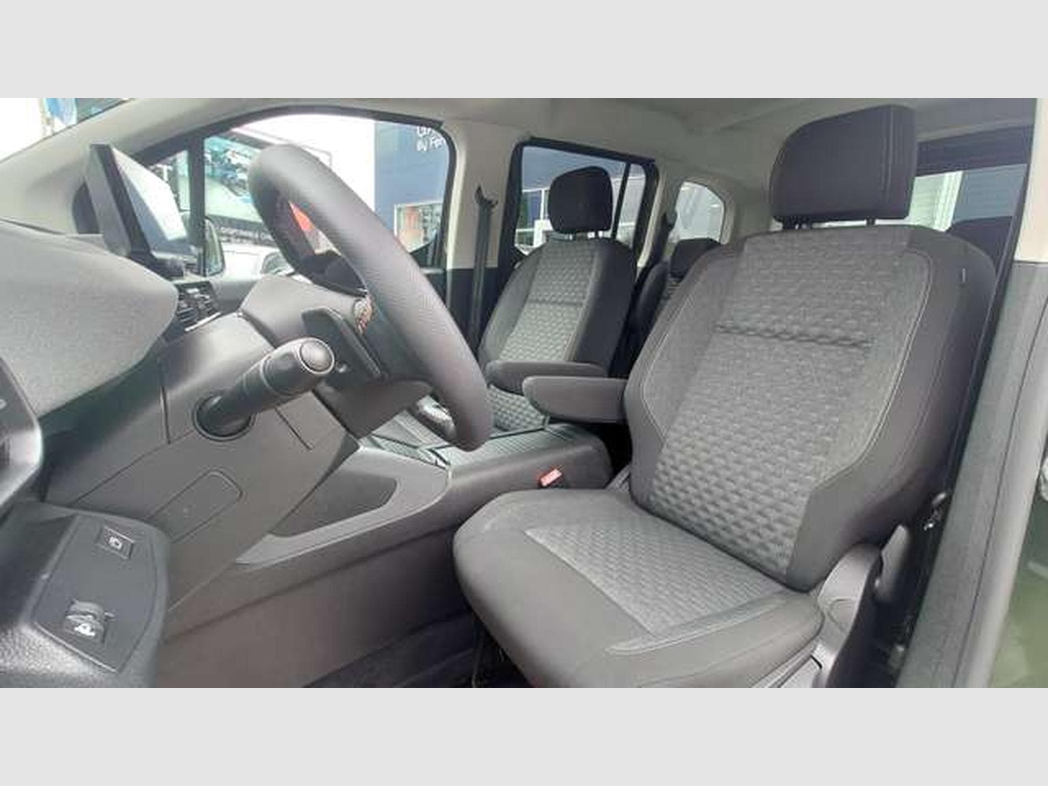 Peugeot Rifter GT L1 (2025) - Photo 13