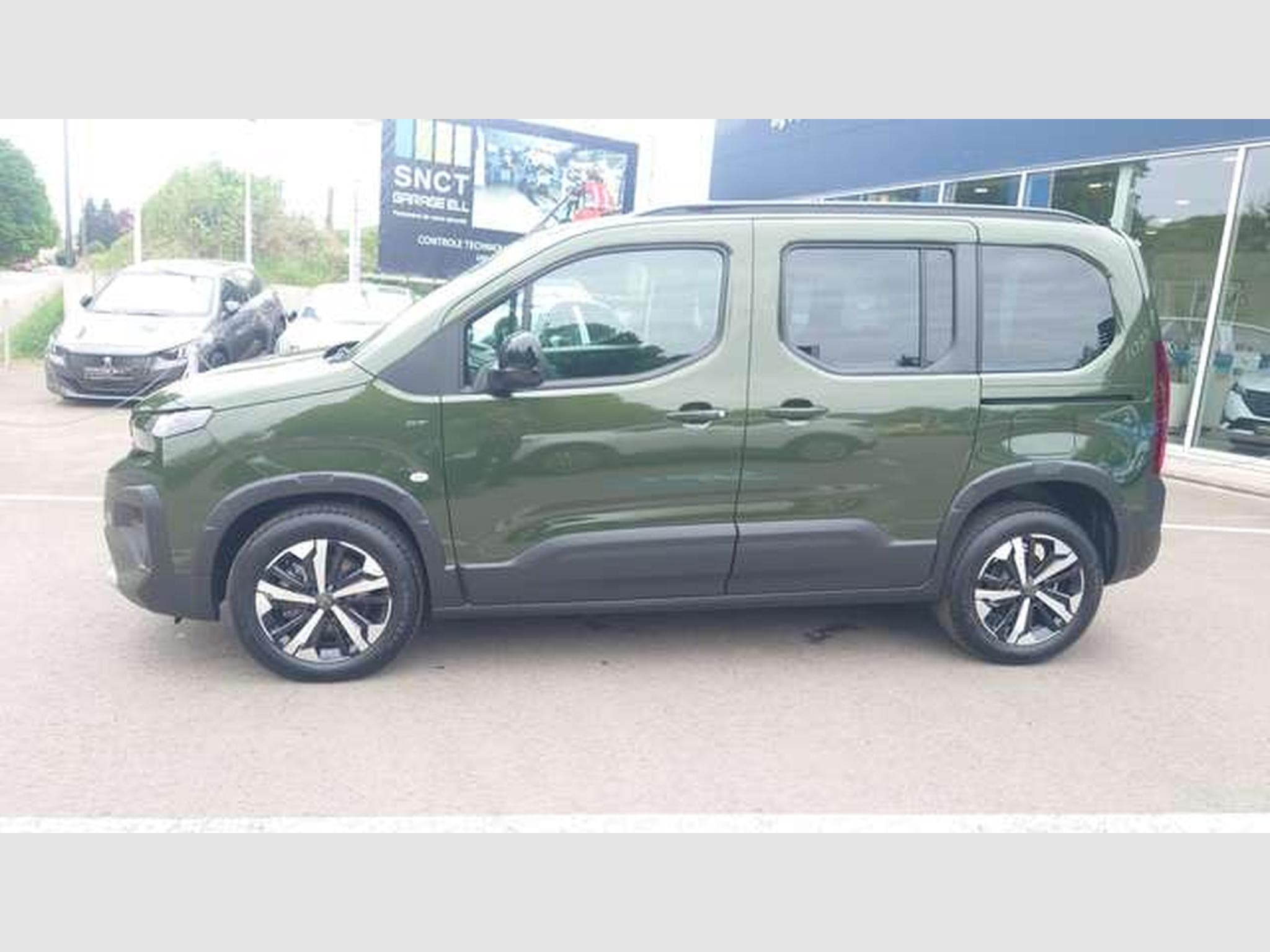 Peugeot Rifter GT L1 (2025) - Photo 2