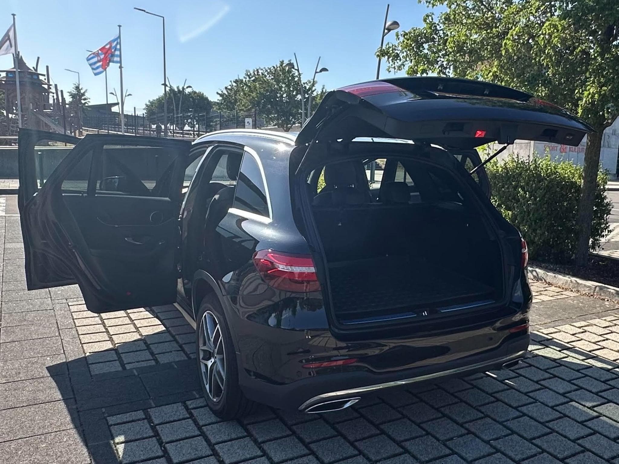 Mercedes GLC 250 Mercedes-Benz GLC 250d 4MATIC AMG Line (2018) - Foto 7