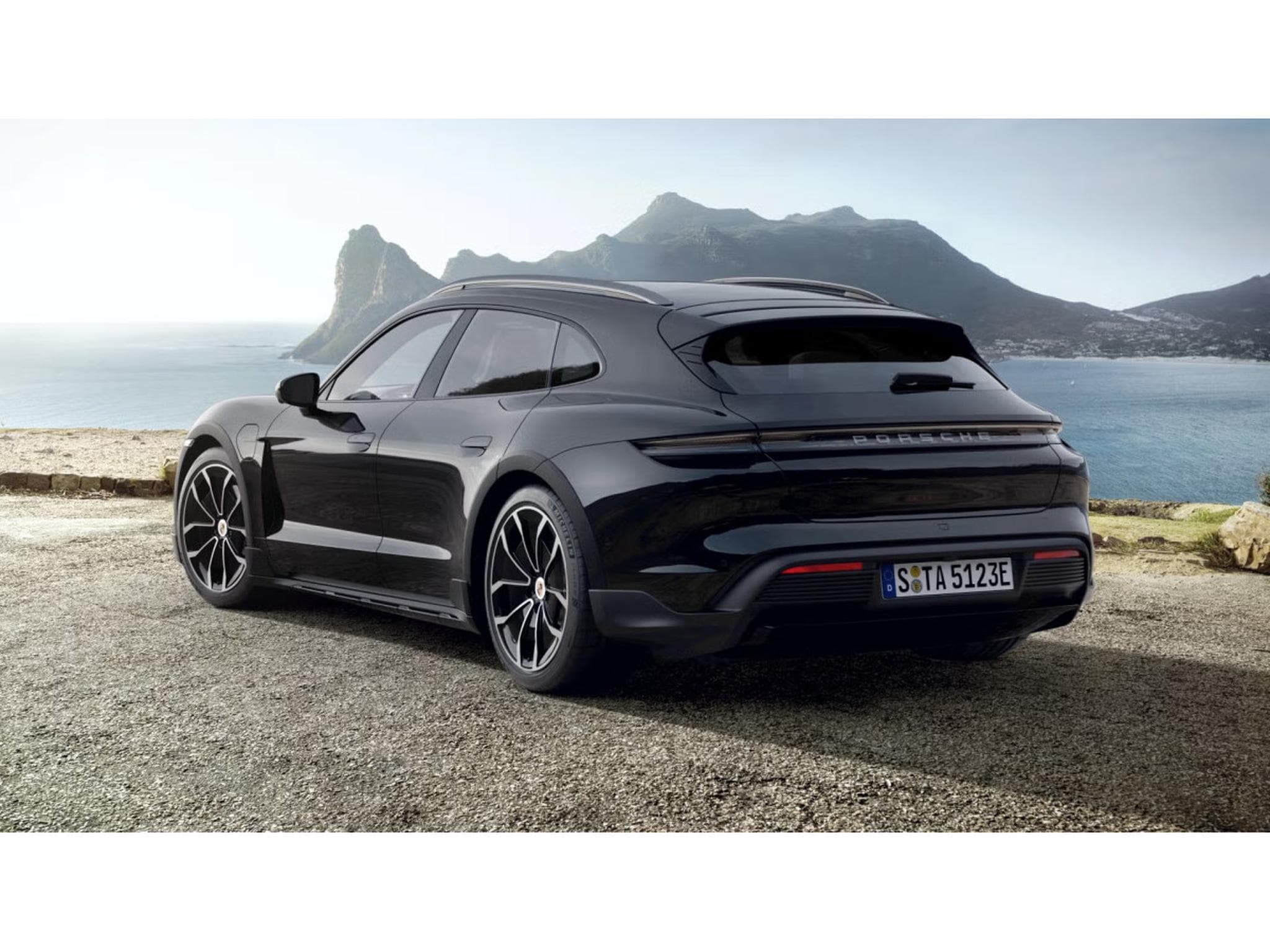 Porsche Taycan 4S Cross Turismo (2021) - Photo 3