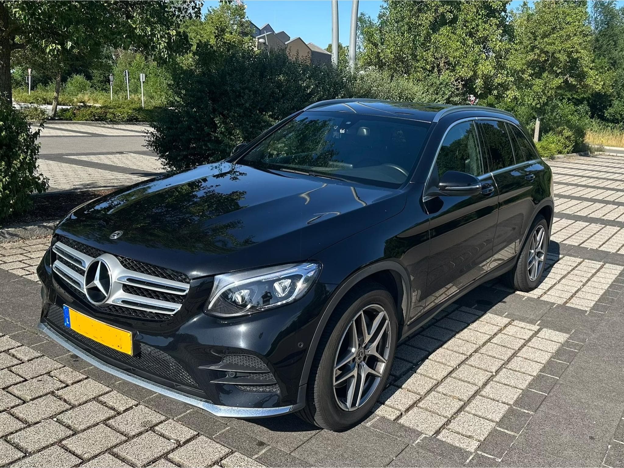 Mercedes GLC 250 Mercedes-Benz GLC 250d 4MATIC AMG Line (2018) - Photo 3
