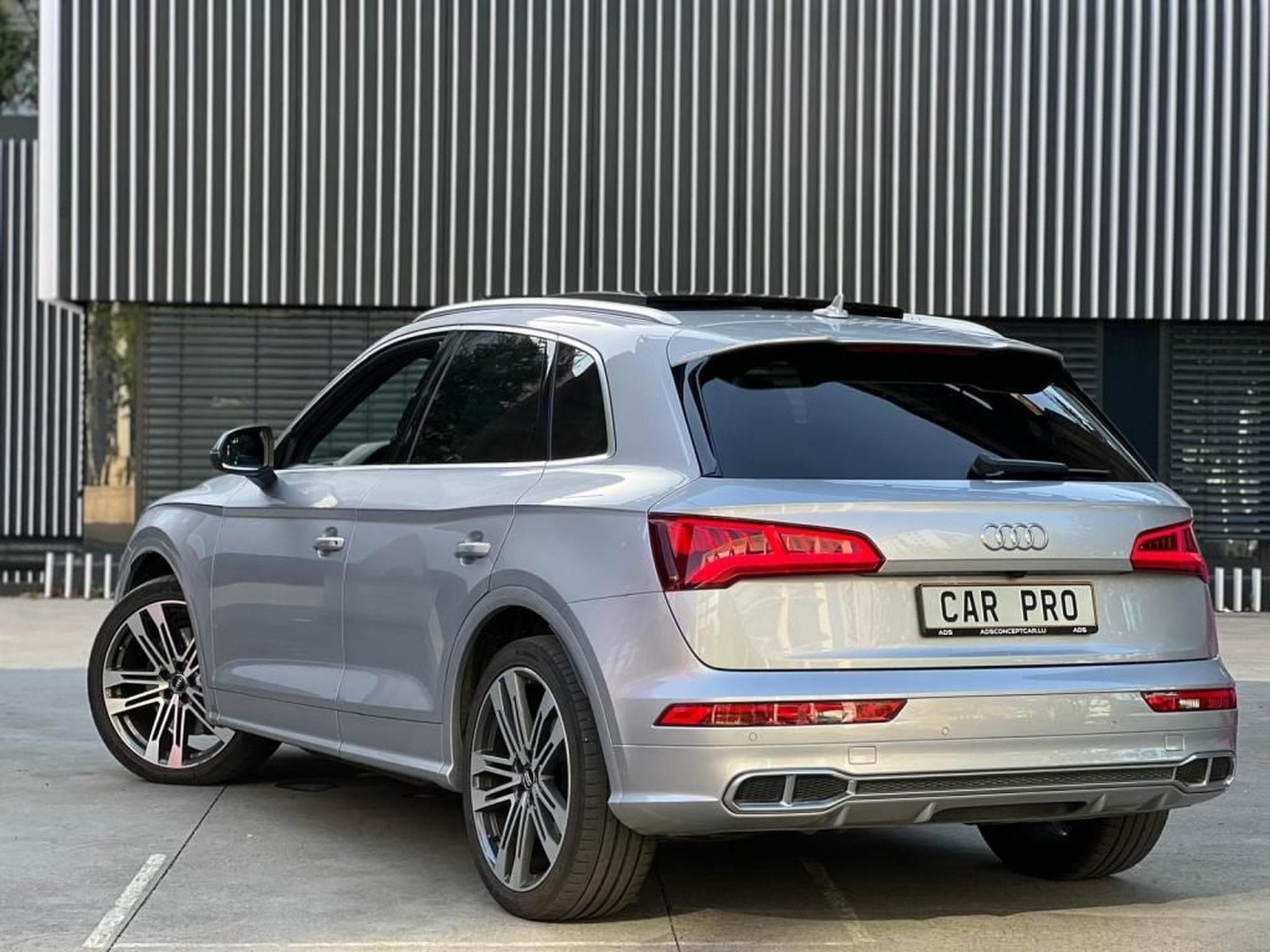 Audi SQ5 3.0 TDI / 347 PS / QUATTRO / S LINE / BANG & OLUFSEN / PANOR (2020) - Foto 4