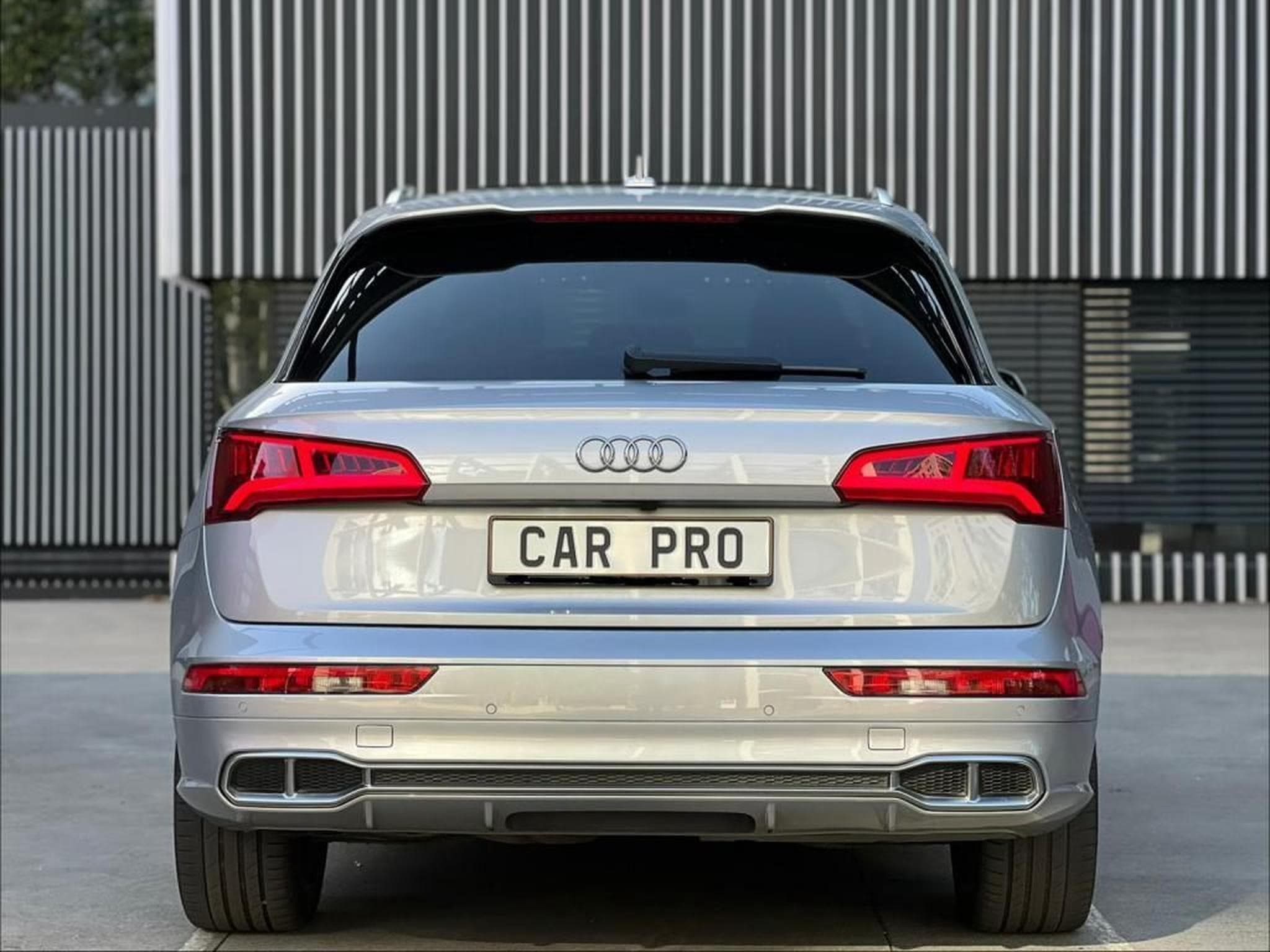 Audi SQ5 3.0 TDI / 347 PS / QUATTRO / S LINE / BANG & OLUFSEN / PANOR (2020) - Foto 6
