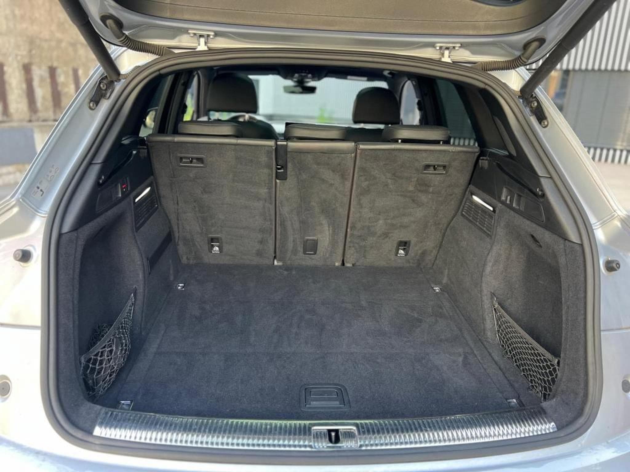 Audi SQ5 3.0 TDI / 347 PS / QUATTRO / S LINE / BANG & OLUFSEN / PANOR (2020) - Foto 10
