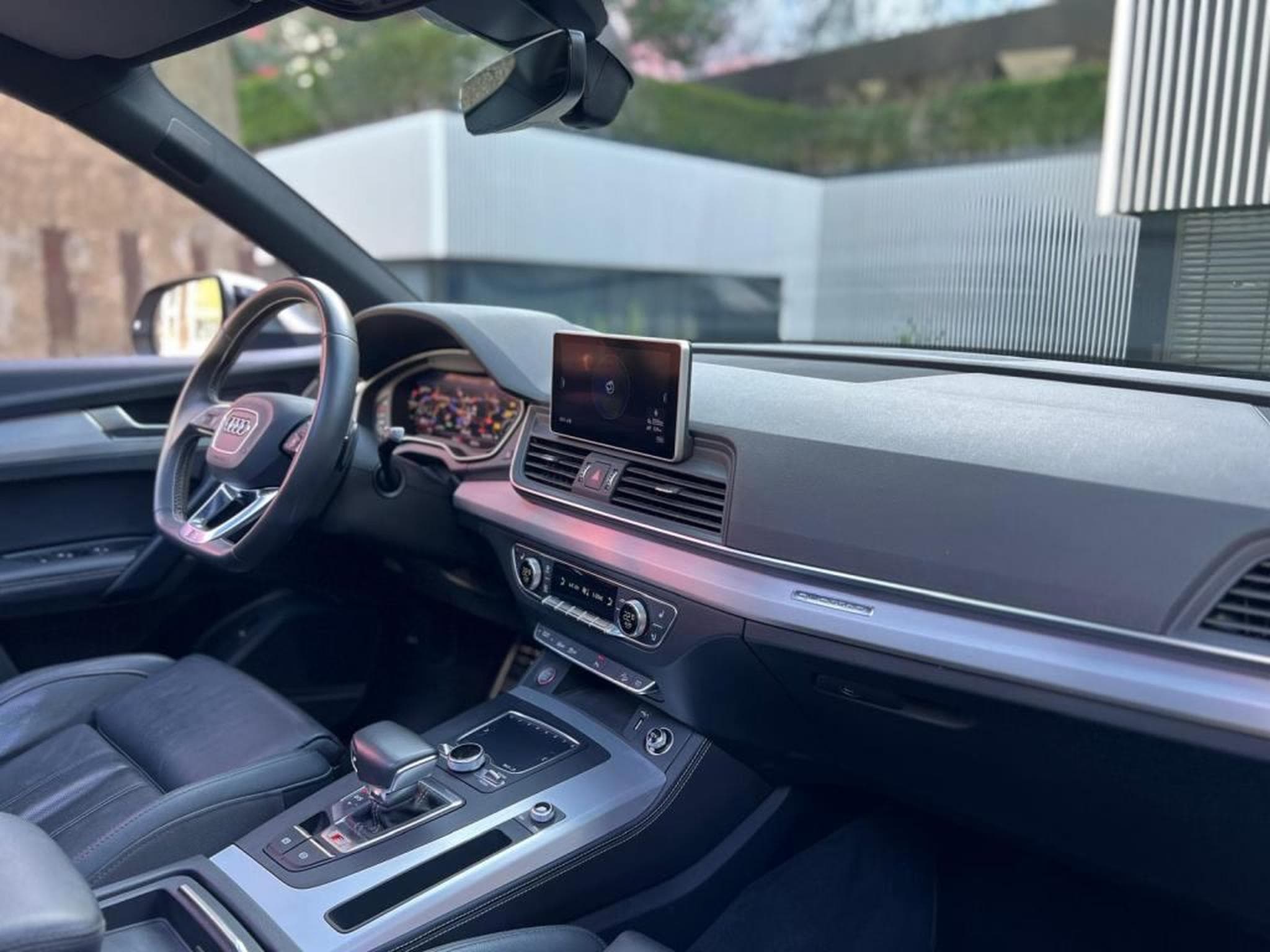 Audi SQ5 3.0 TDI / 347 PS / QUATTRO / S LINE / BANG & OLUFSEN / PANOR (2020) - Foto 14