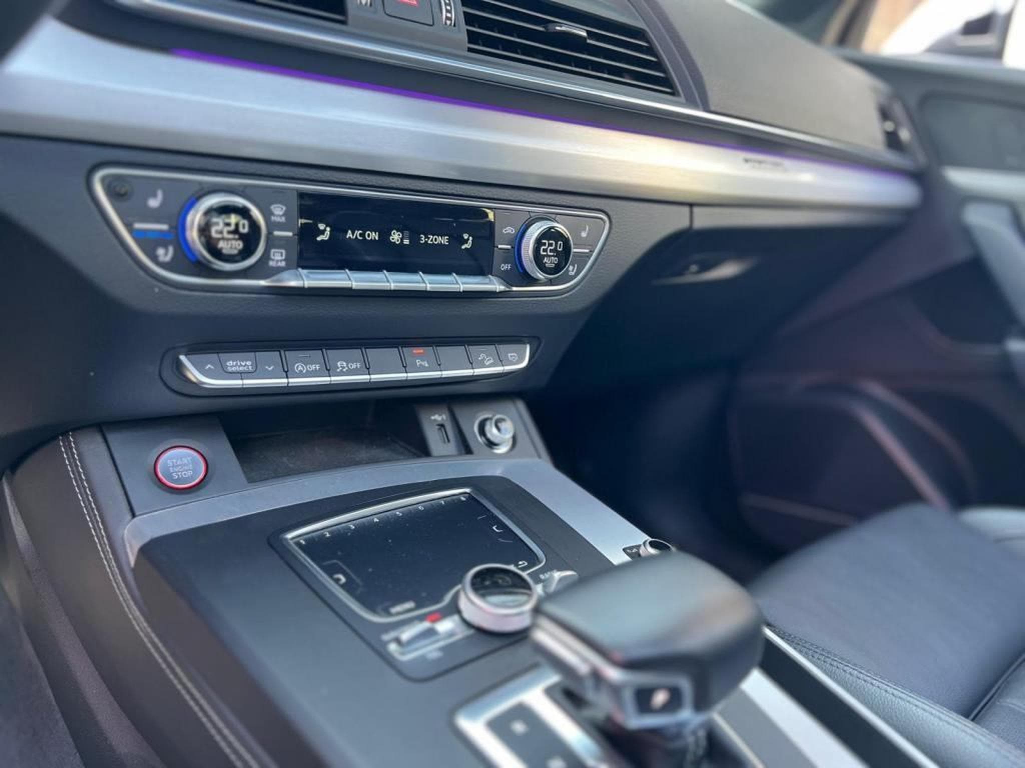 Audi SQ5 3.0 TDI / 347 PS / QUATTRO / S LINE / BANG & OLUFSEN / PANOR (2020) - Foto 18