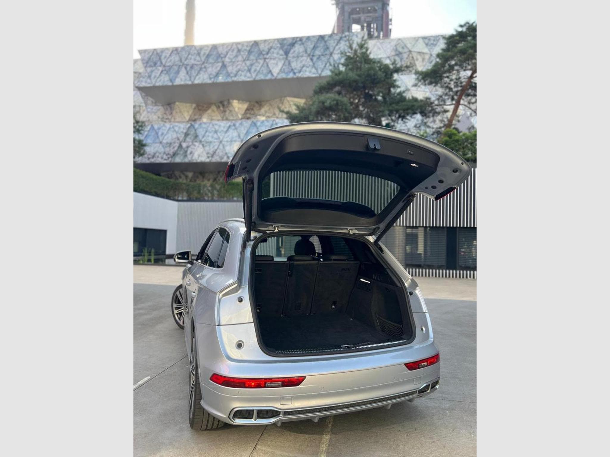 Audi SQ5 3.0 TDI / 347 PS / QUATTRO / S LINE / BANG & OLUFSEN / PANOR (2020) - Foto 9