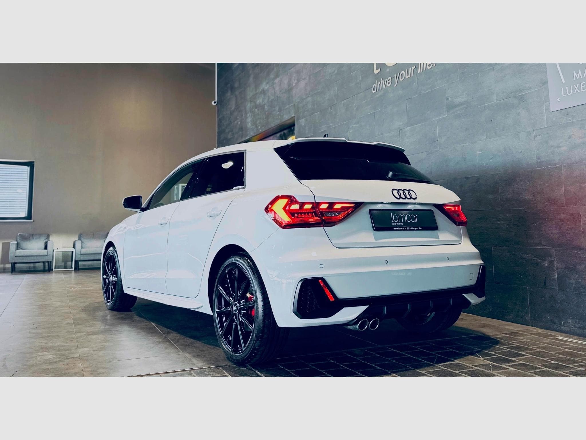 Audi A1 A1 SPORTBACK S-LINE 40 TFSI S-TRONIC (2022) - Photo 4