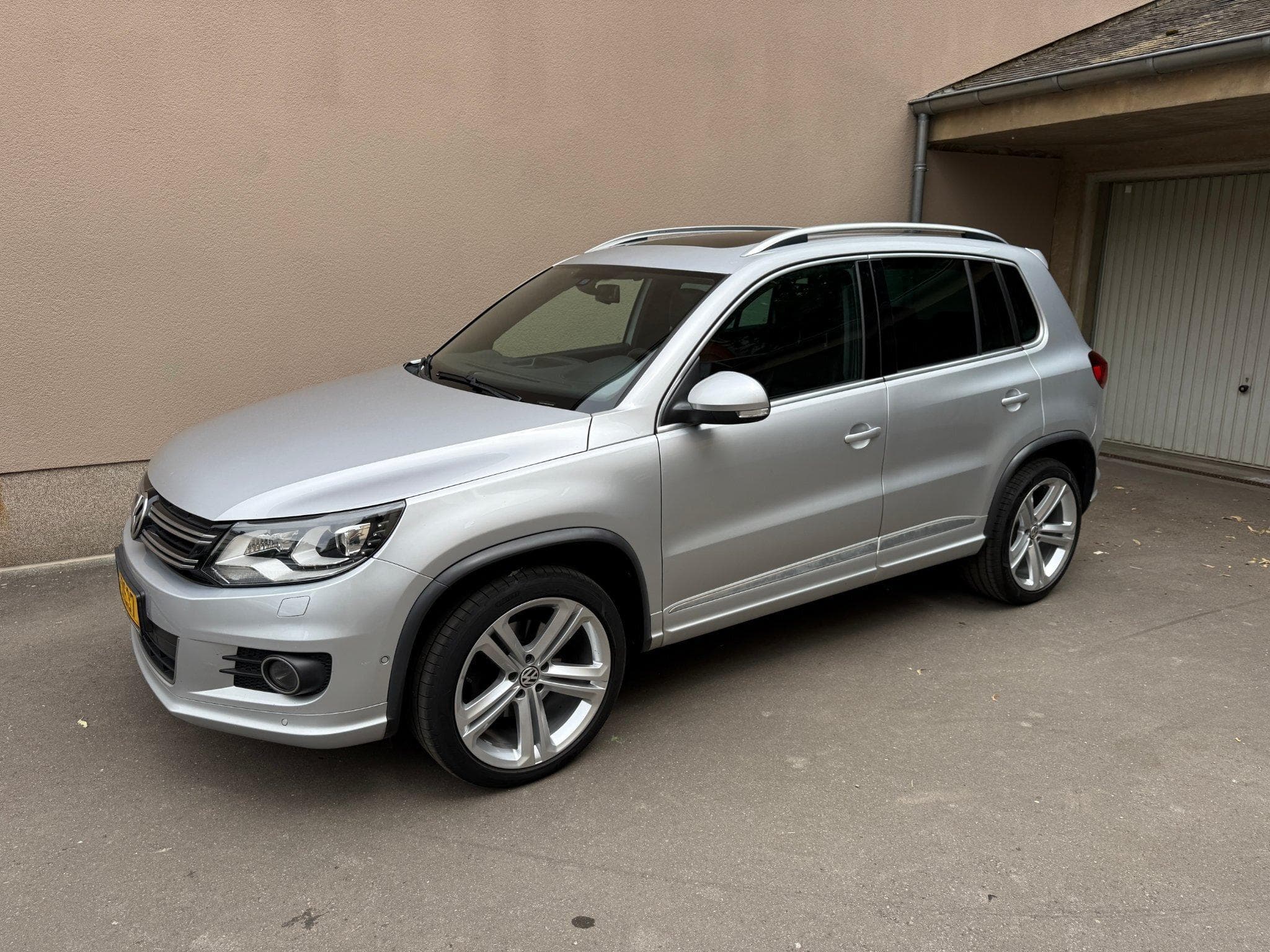 VW Tiguan 2.0 TDI Sport & Style – Pack R-Line (2014) - Photo 5