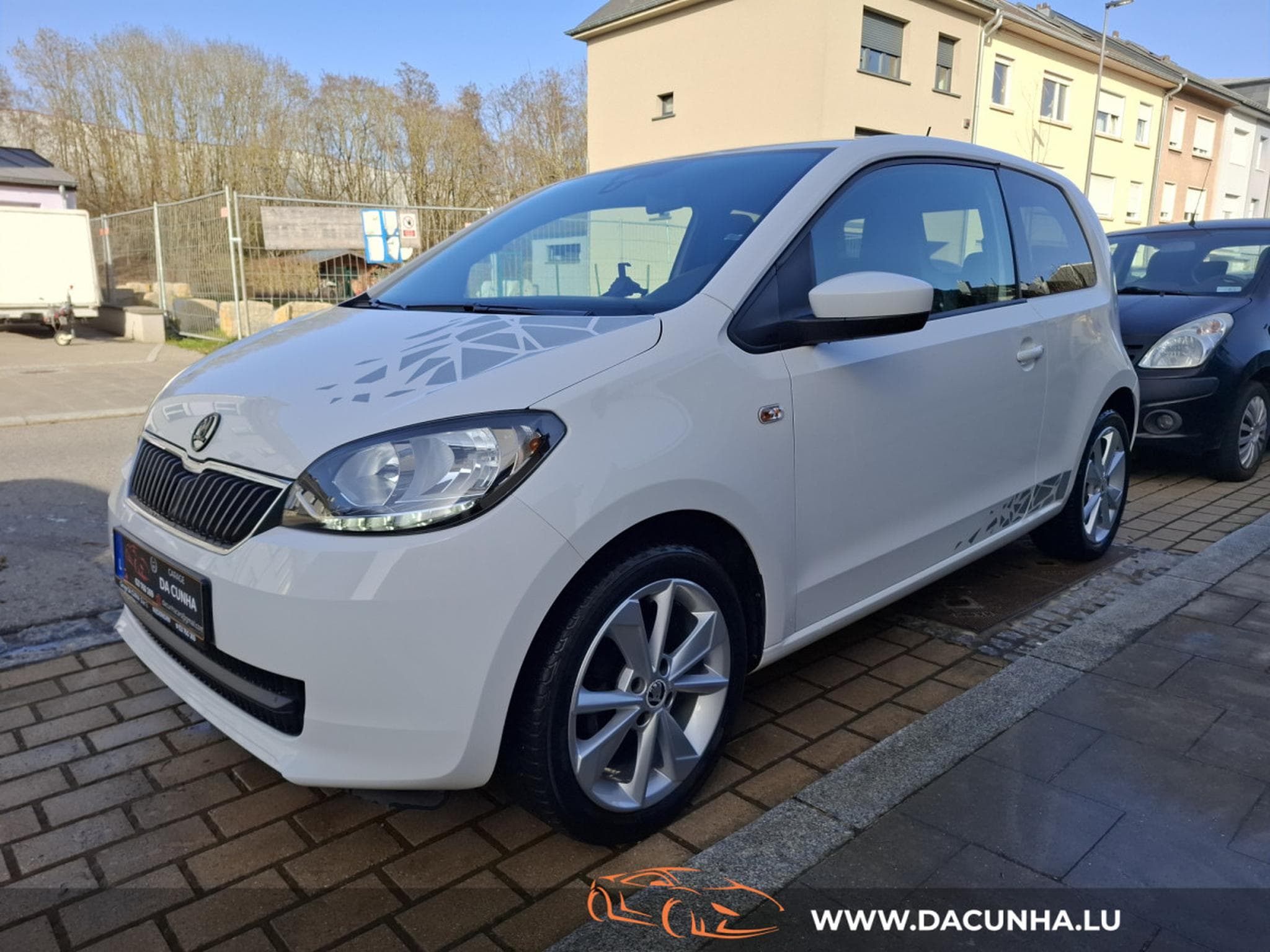 Skoda Citigo 1.0 FUN!!, CLIMA AUTO, SIEGES CHAUFF., PDC, BLUETOOTH, SOUND (2016) - Photo 4