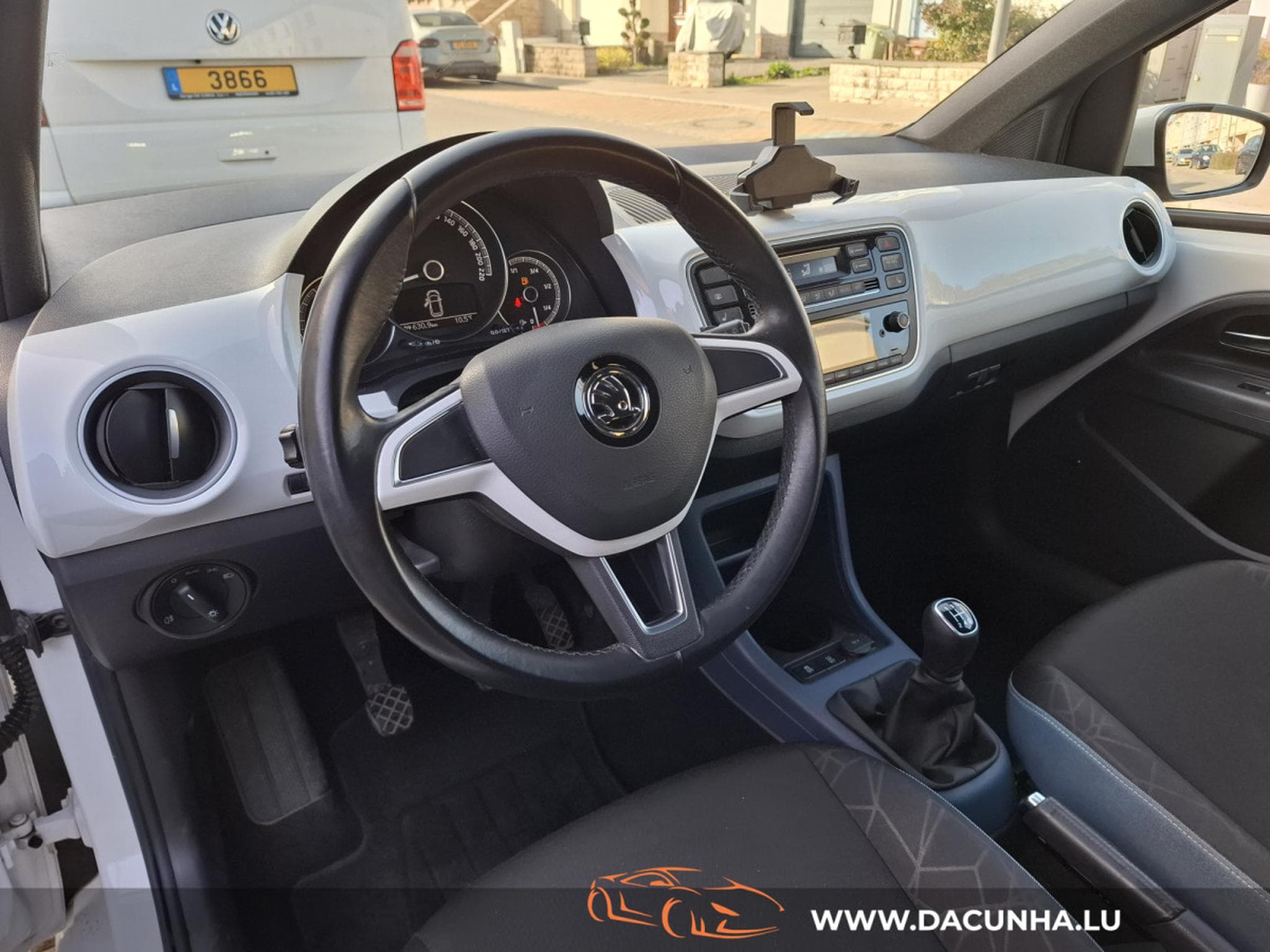 Skoda Citigo 1.0 FUN!!, CLIMA AUTO, SIEGES CHAUFF., PDC, BLUETOOTH, SOUND (2016) - Photo 5
