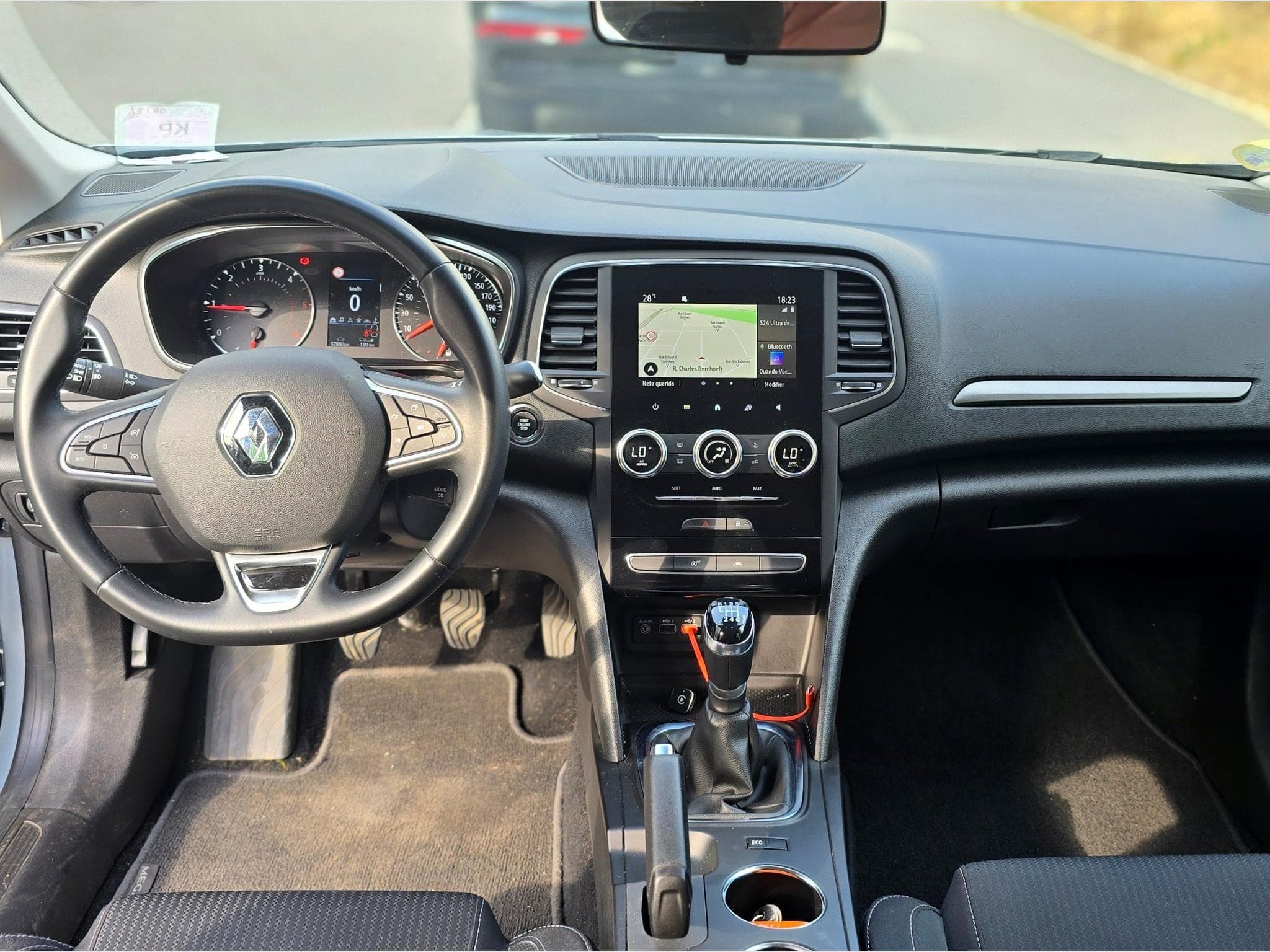 Renault Megane Megane IV Estate blue dCi 115 Business (2022) - Photo 2