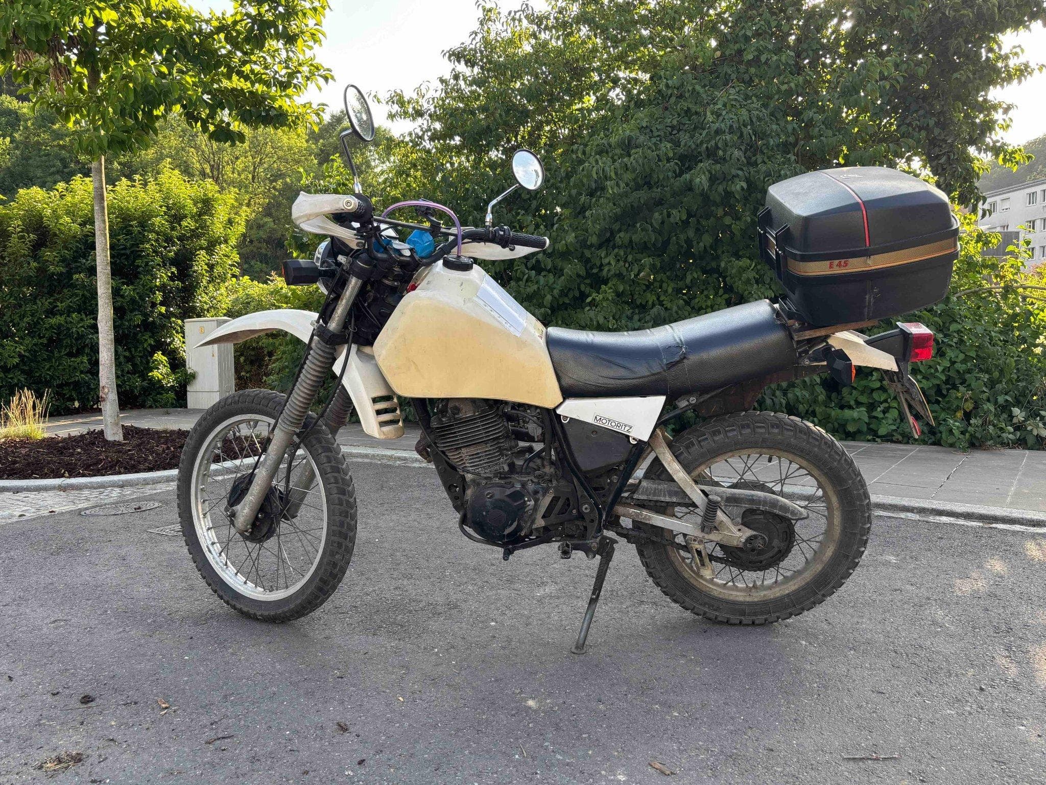 Yamaha XT 550 (1982) - Foto 1