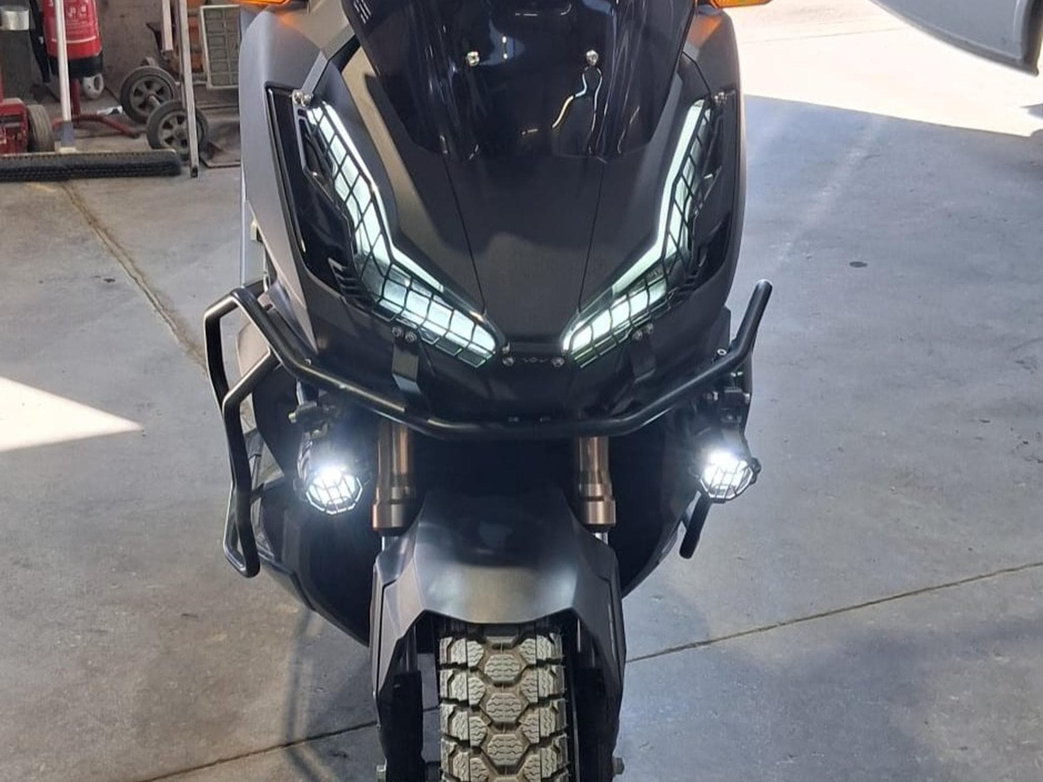 Honda ADV350 Black (2022) - Photo 3