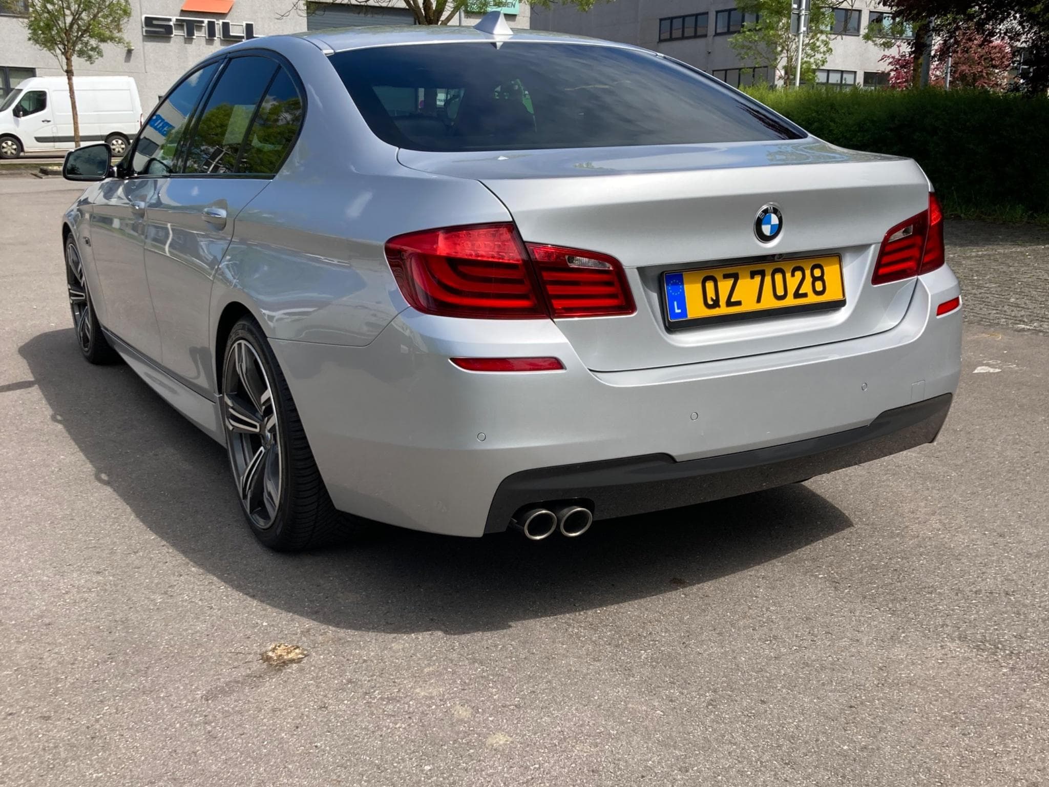 BMW 520 Pack M (2012) - Foto 2