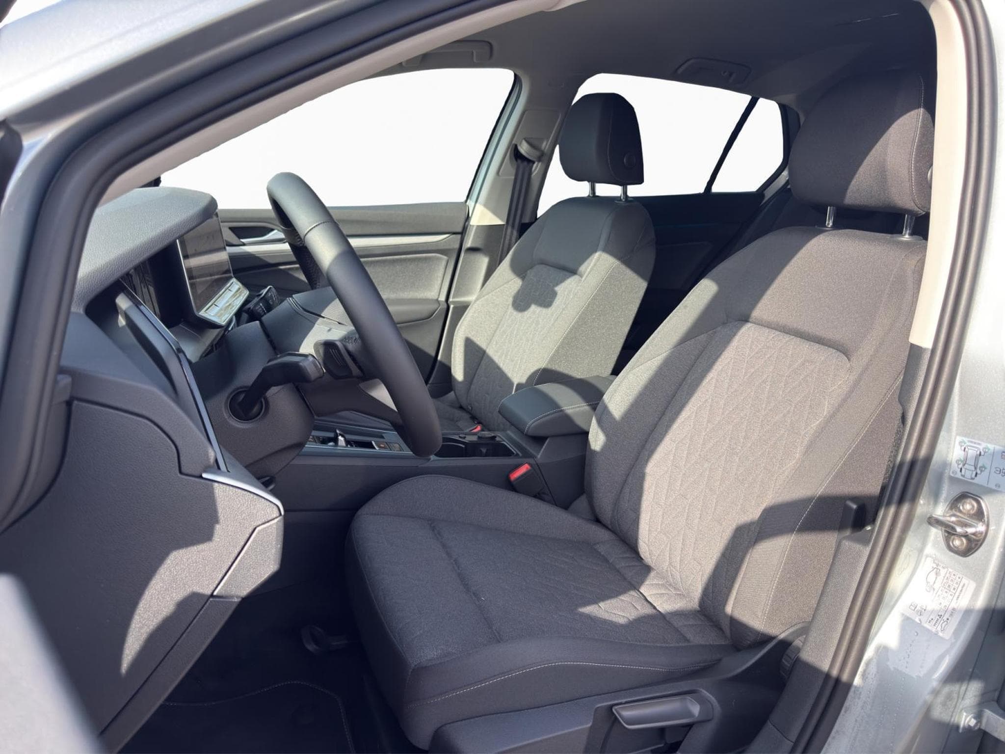 VW Golf Life (2026) - Foto 9