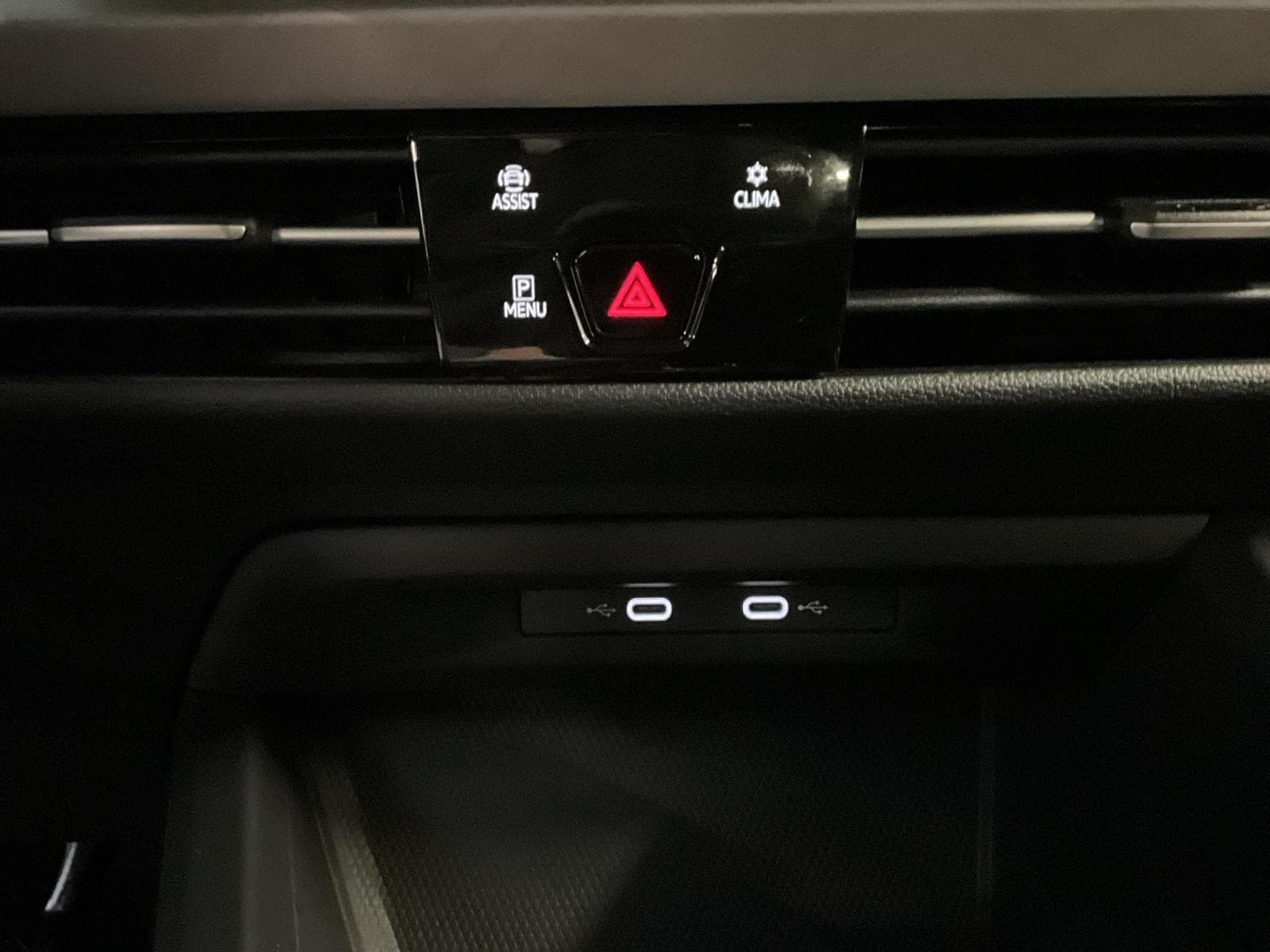 VW Golf Life+DSG+LED+NAVI (2025) - Foto 17