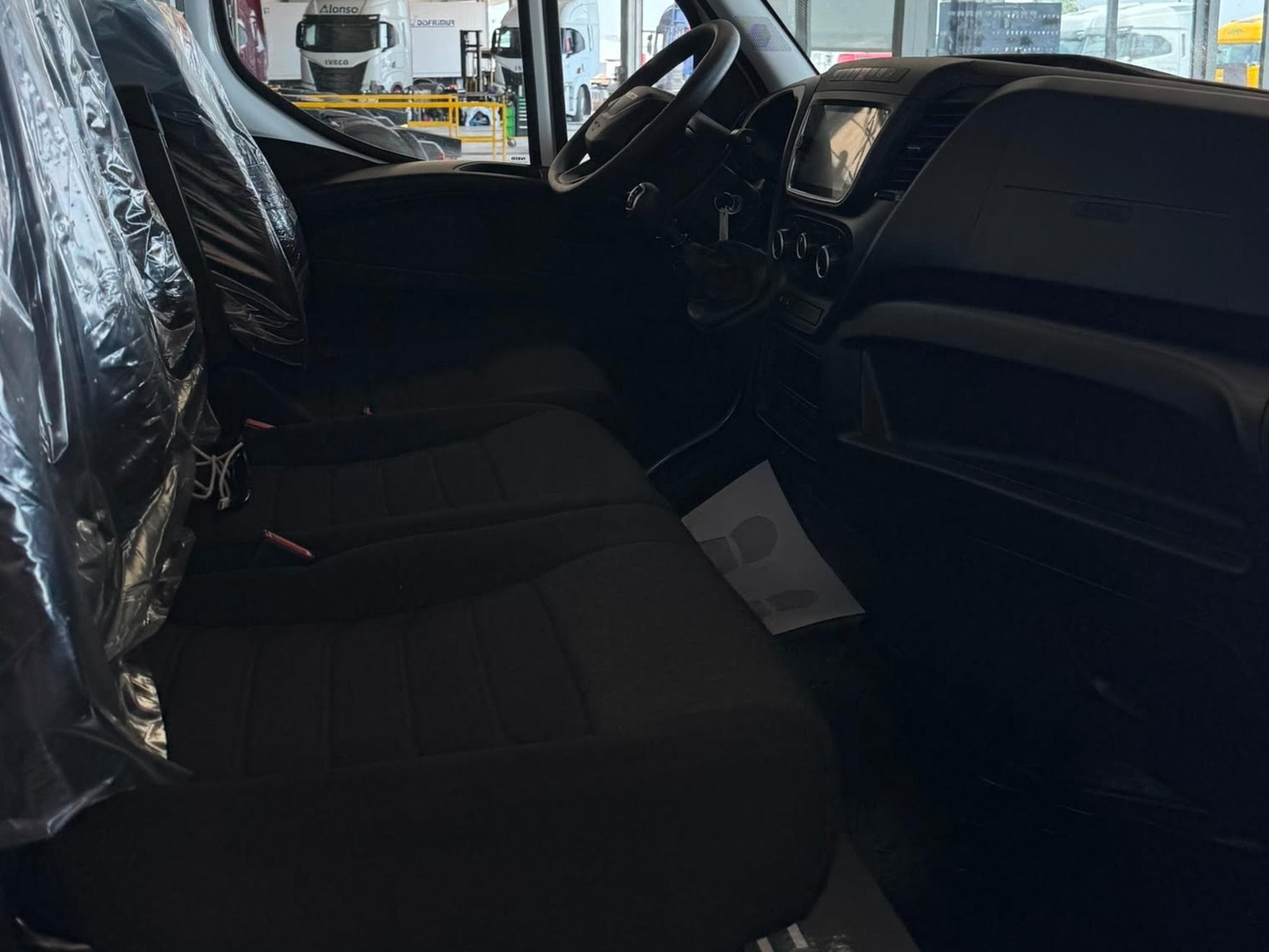 Iveco Daily 35S16 (2026) - Foto 2