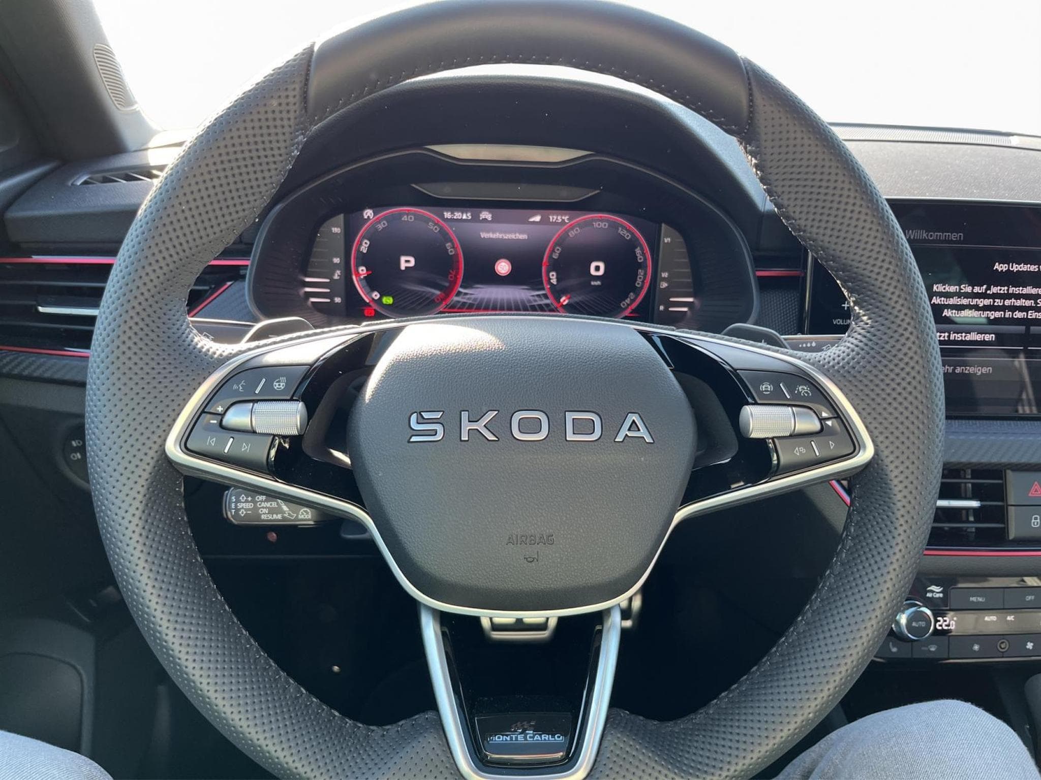 Skoda Kamiq Monte Carlo (2026) - Photo 4