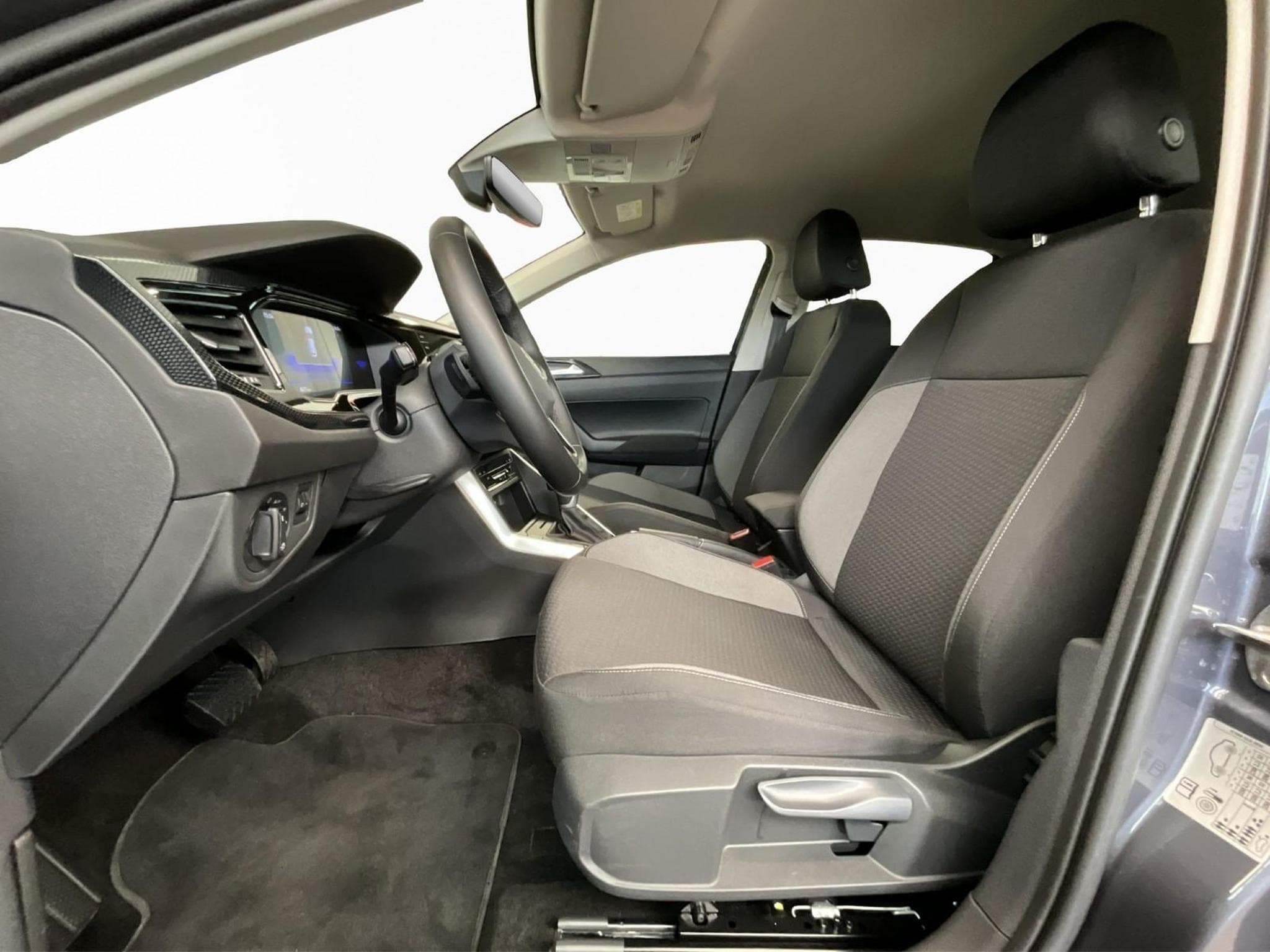 VW Polo Life+DSG+LED+LM15+Digi+ (2025) - Photo 10