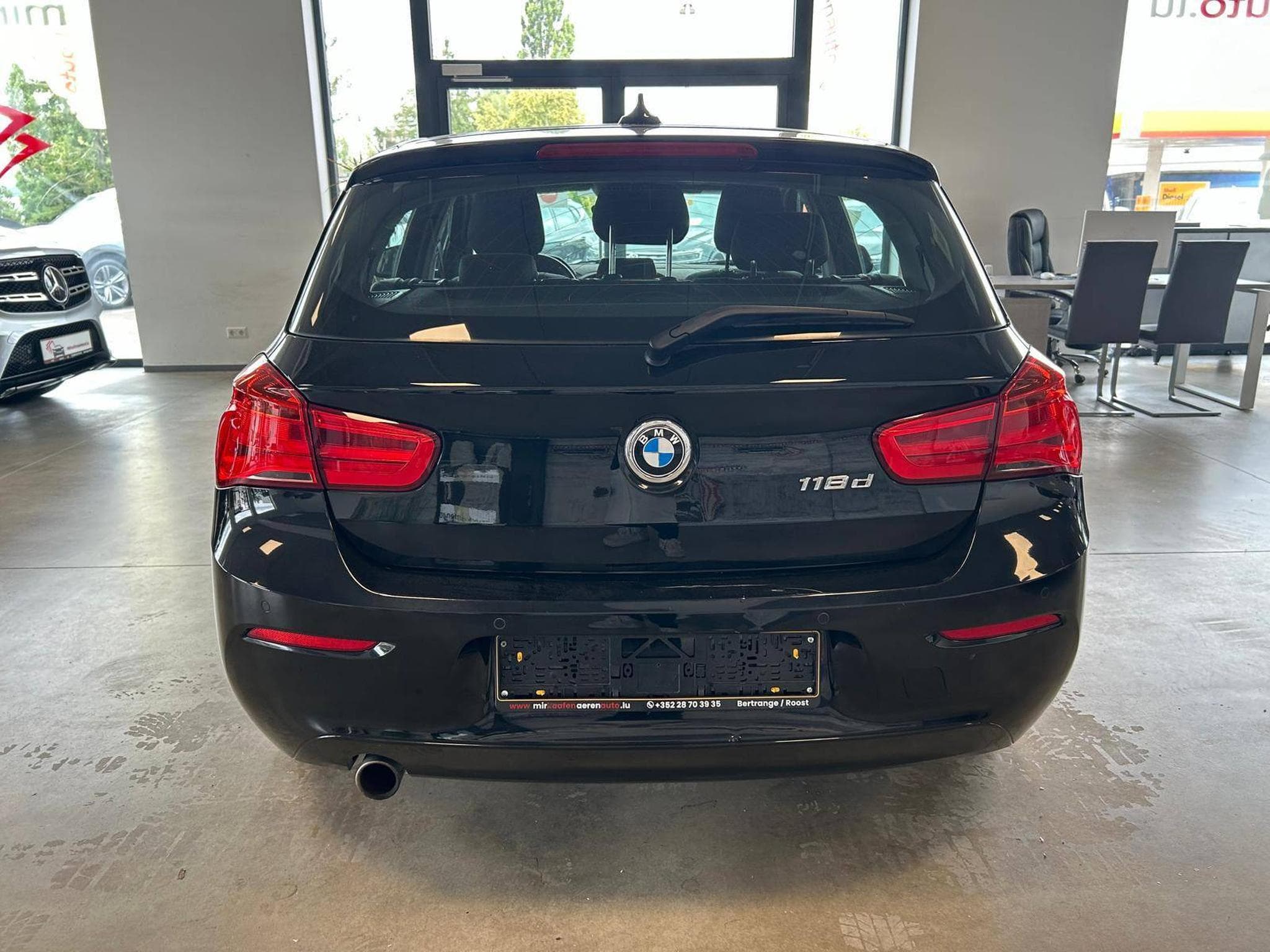 BMW 118 d Advantage ** SHZ ** BLUETOOTH ** (2016) - Photo 4