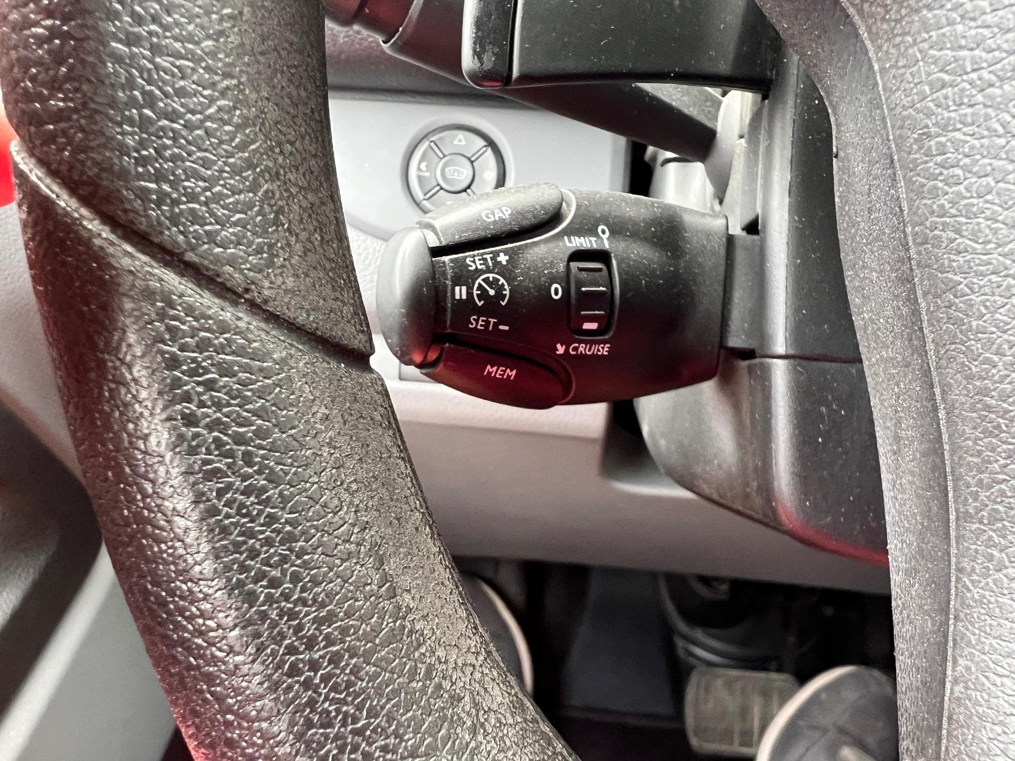 Opel Vivaro 2,0 HDI Premium AUTO full options (2021) - Photo 13