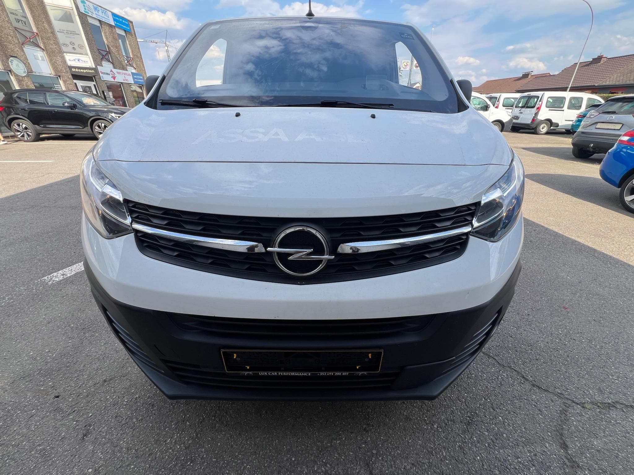 Opel Vivaro 2,0 HDI Premium AUTO full options (2021) - Photo 3