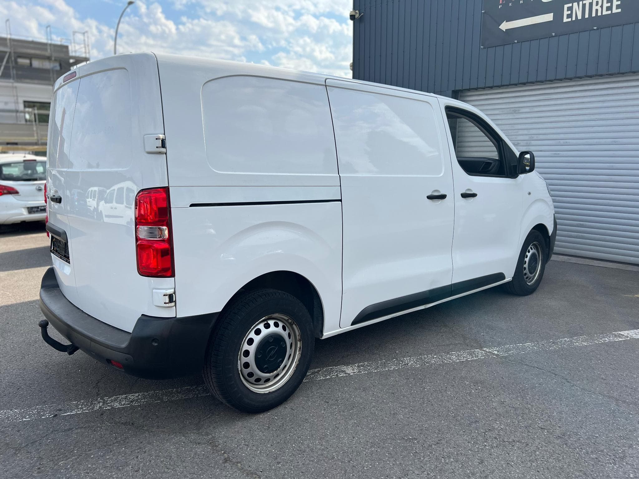 Opel Vivaro 2,0 HDI Premium AUTO full options (2021) - Photo 5