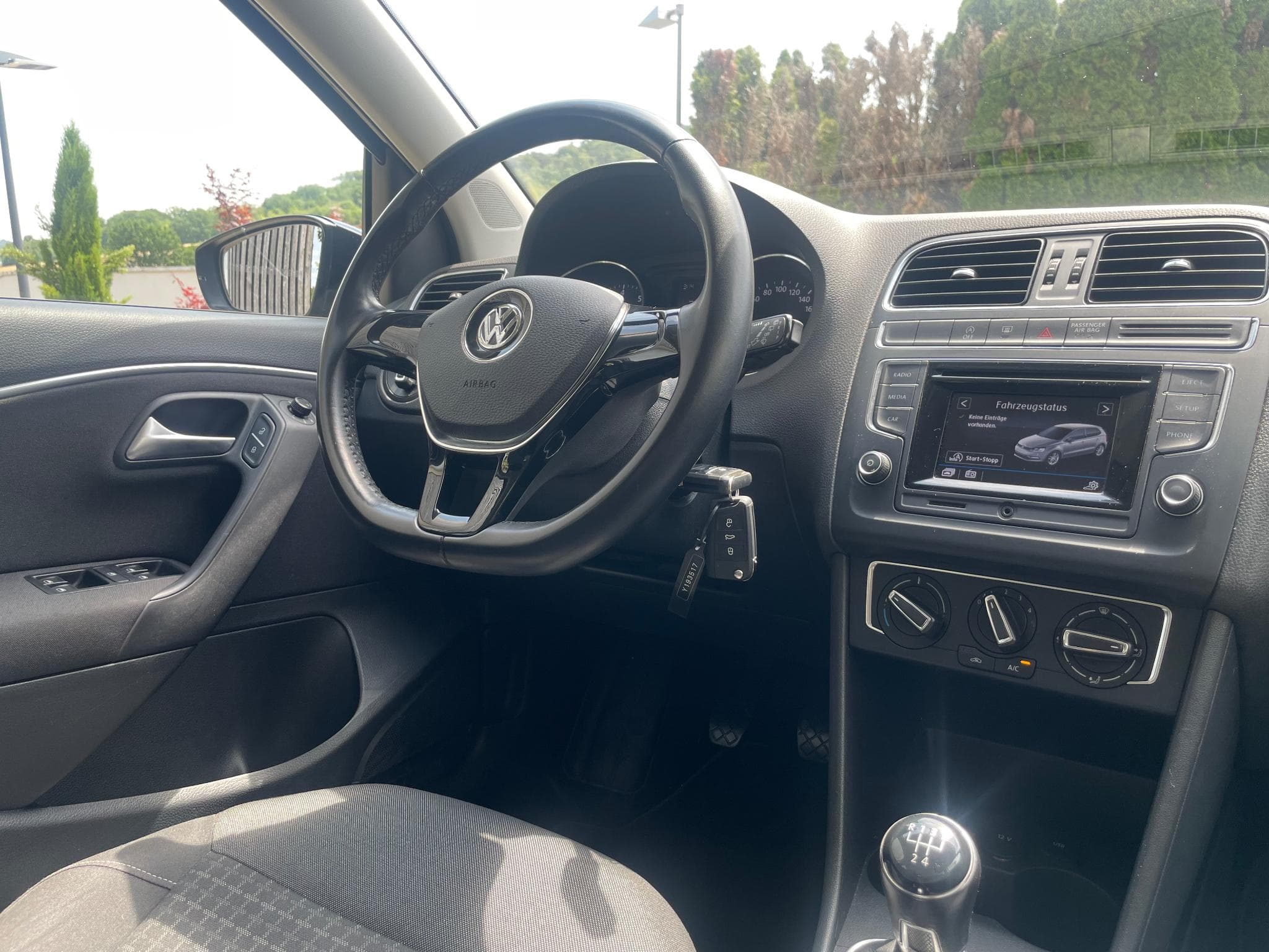 VW Polo 1.2 TSI Bluemotion 90 PS (2017) - Foto 8