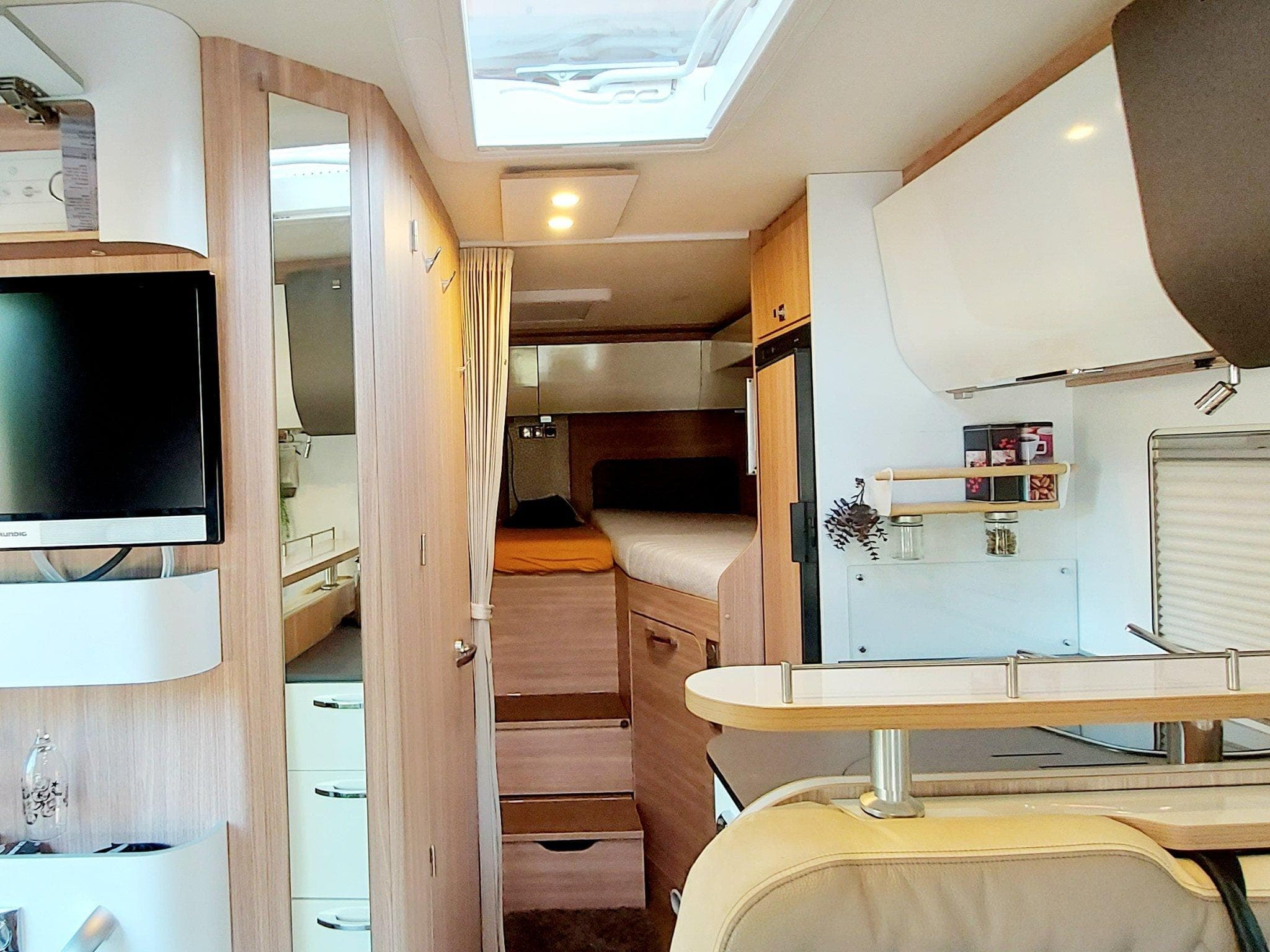 Bürstner Ixeo Bürstner Camping-car 4t PERMIS C1 (2019) - Foto 2