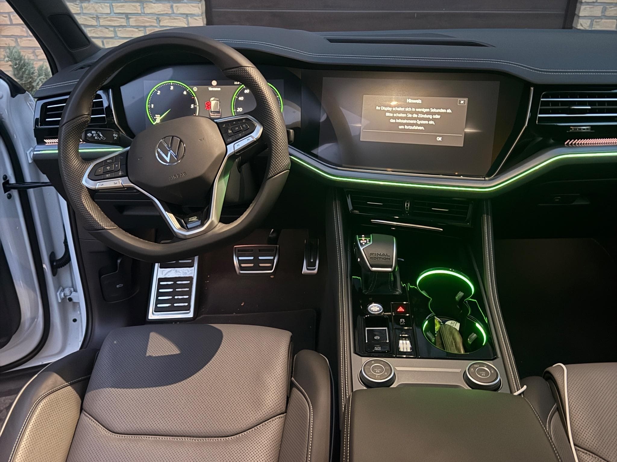 VW Touareg R-Line / Final Edition (2026) - Foto 10