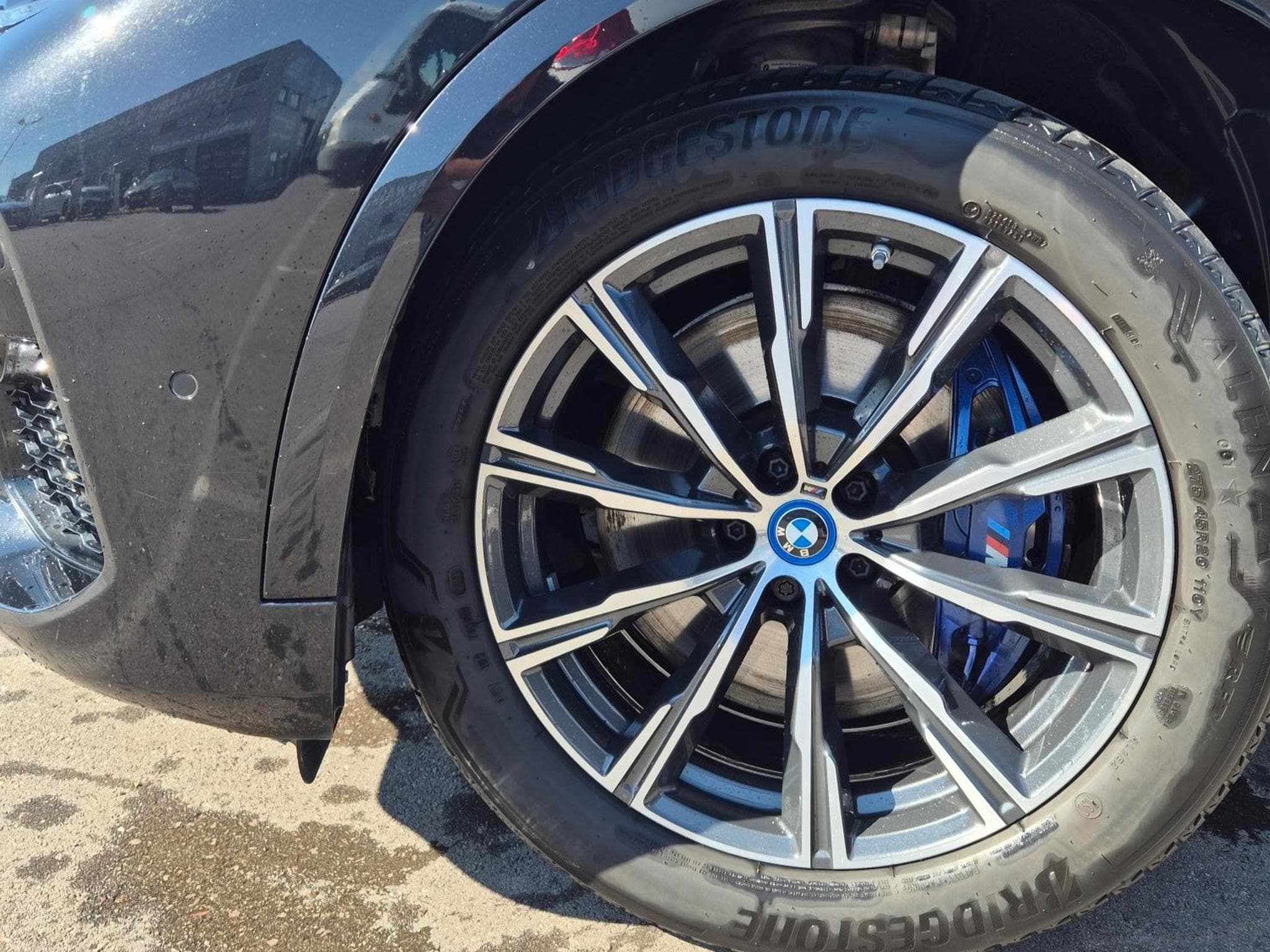 BMW X5M M X5 xDrive45e Hybride Rechargeable (2022) - Photo 2