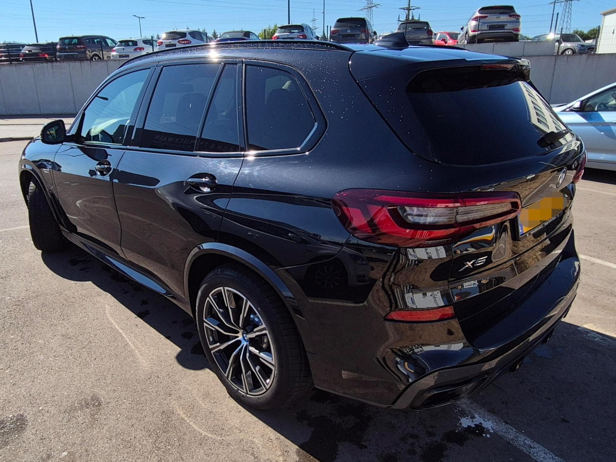 BMW X5M M X5 xDrive45e Hybride Rechargeable (2022) - Photo 3