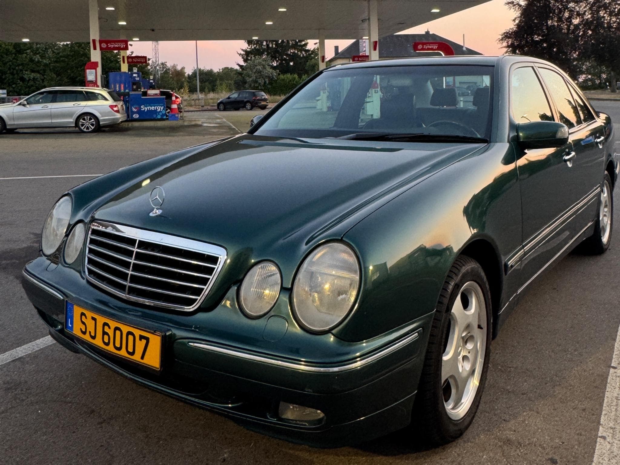 Mercedes E 430 E 430 4 Matic Avantgarde (2001) - Photo 1