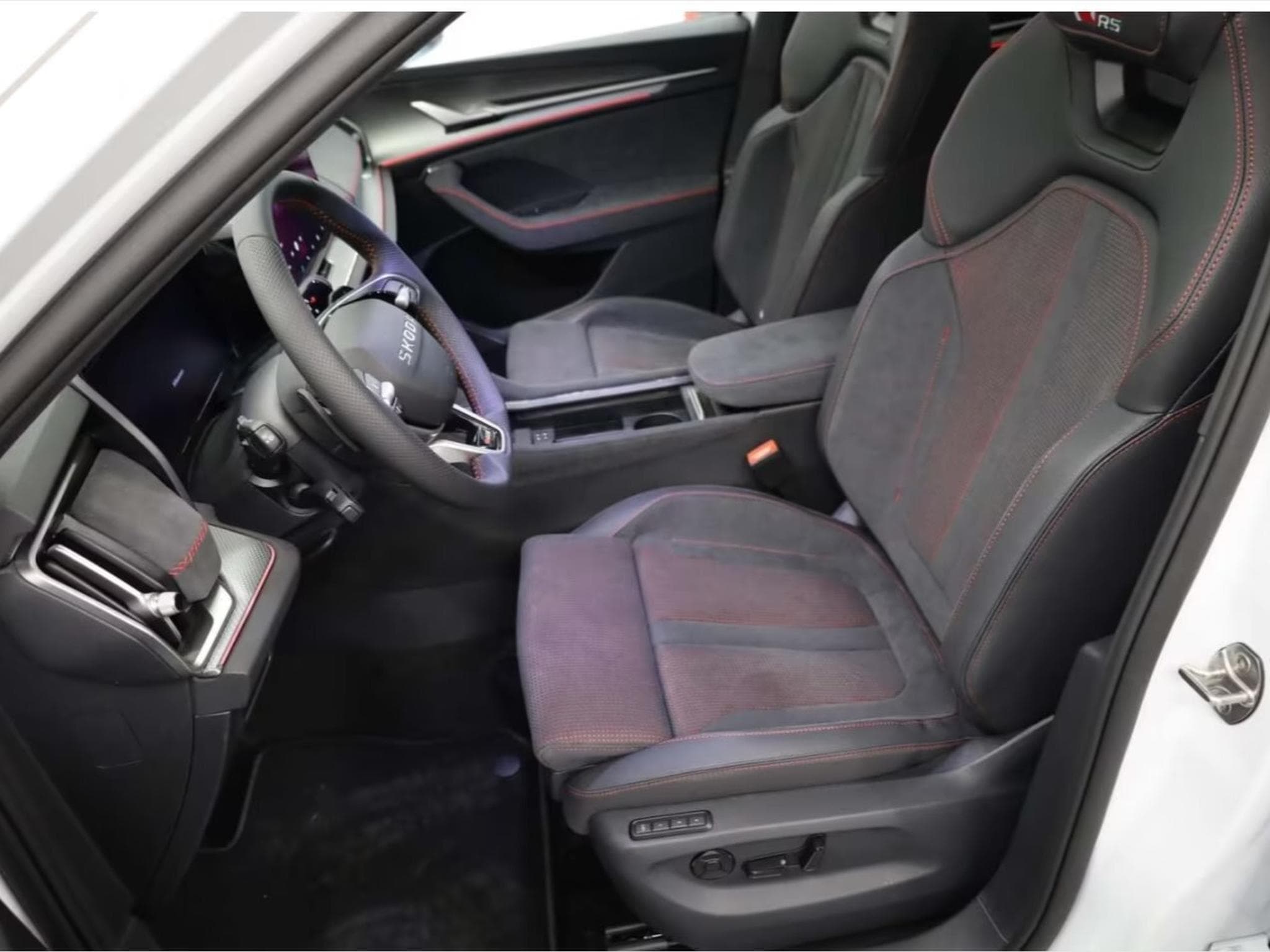 Skoda Kodiaq RS 2.0 TSI 7-Gang DSG 4x4 (2026) - Photo 3