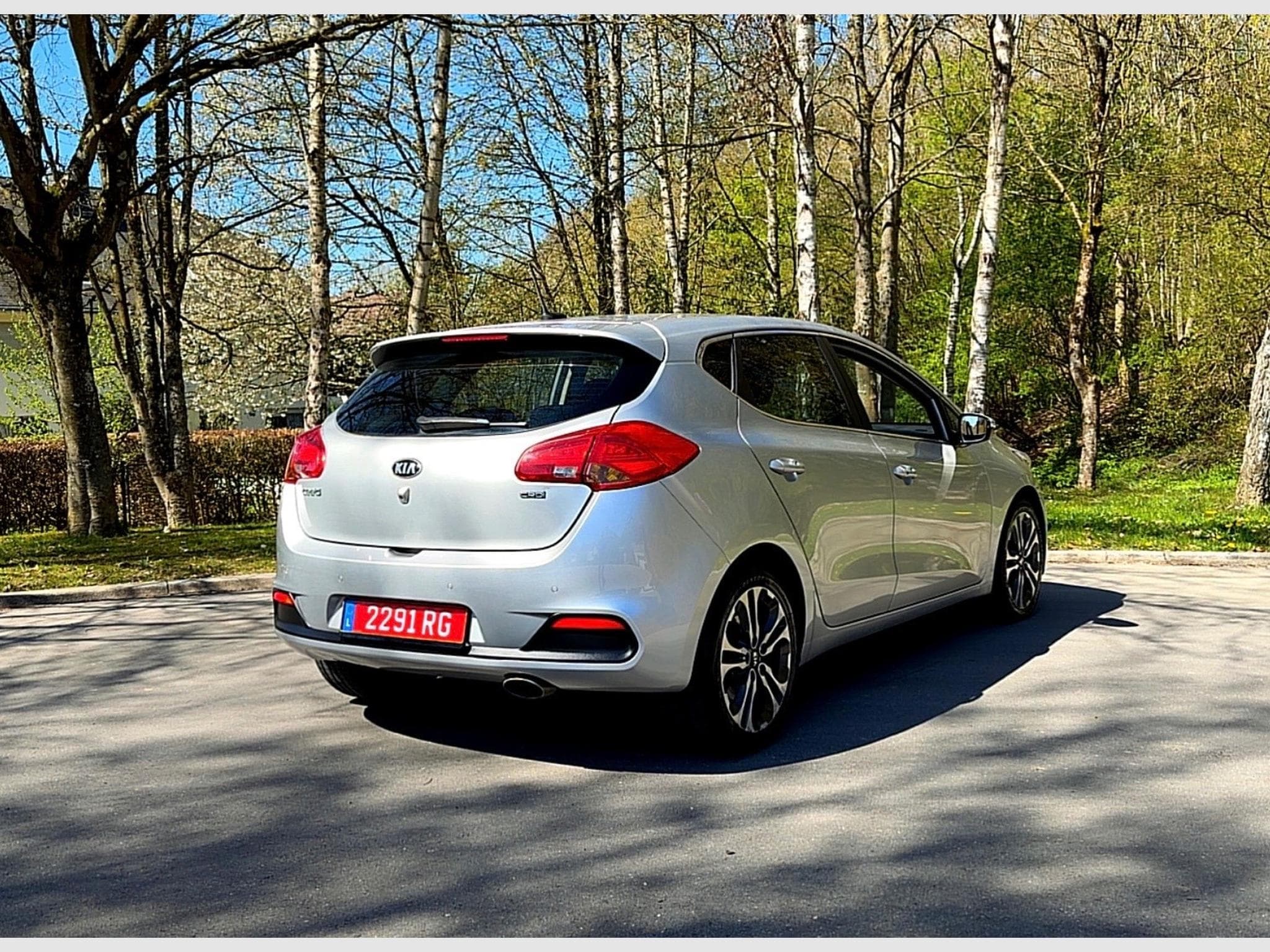Kia Ceed 1.6 crdi (2014) - Photo 2