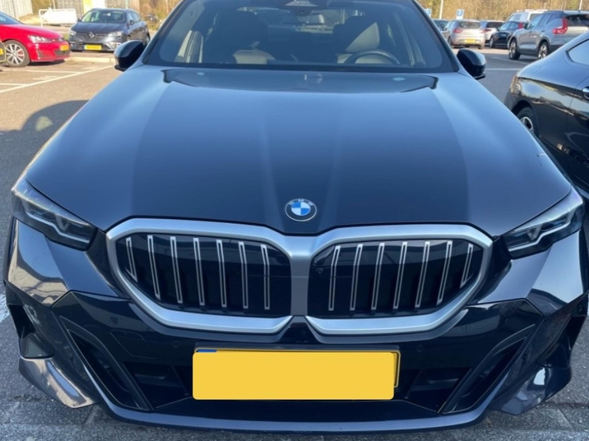 BMW 520 sport M (2024) - Foto 2