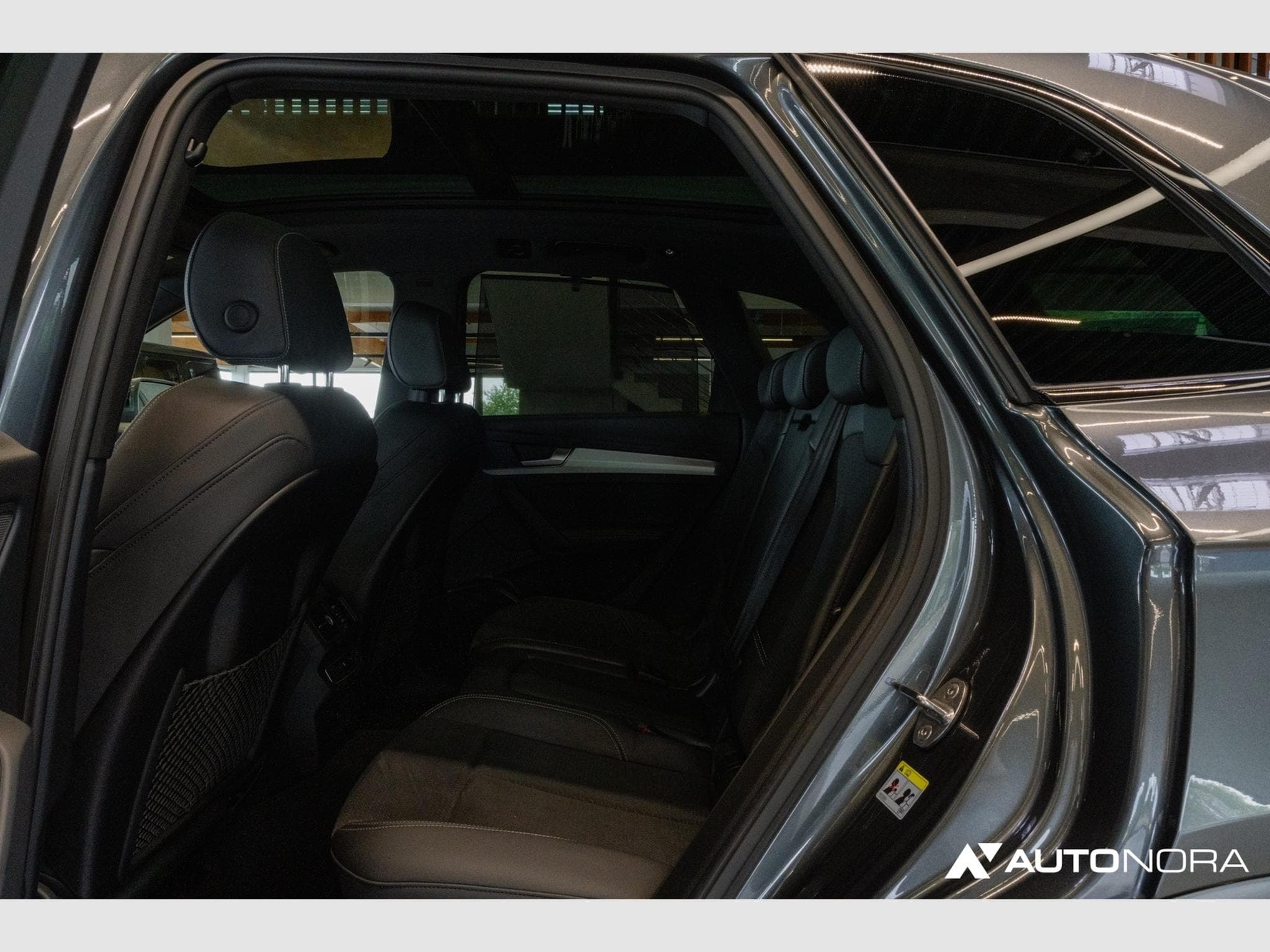 Audi Q5 45 TFSI quattro S line (2021) - Photo 14