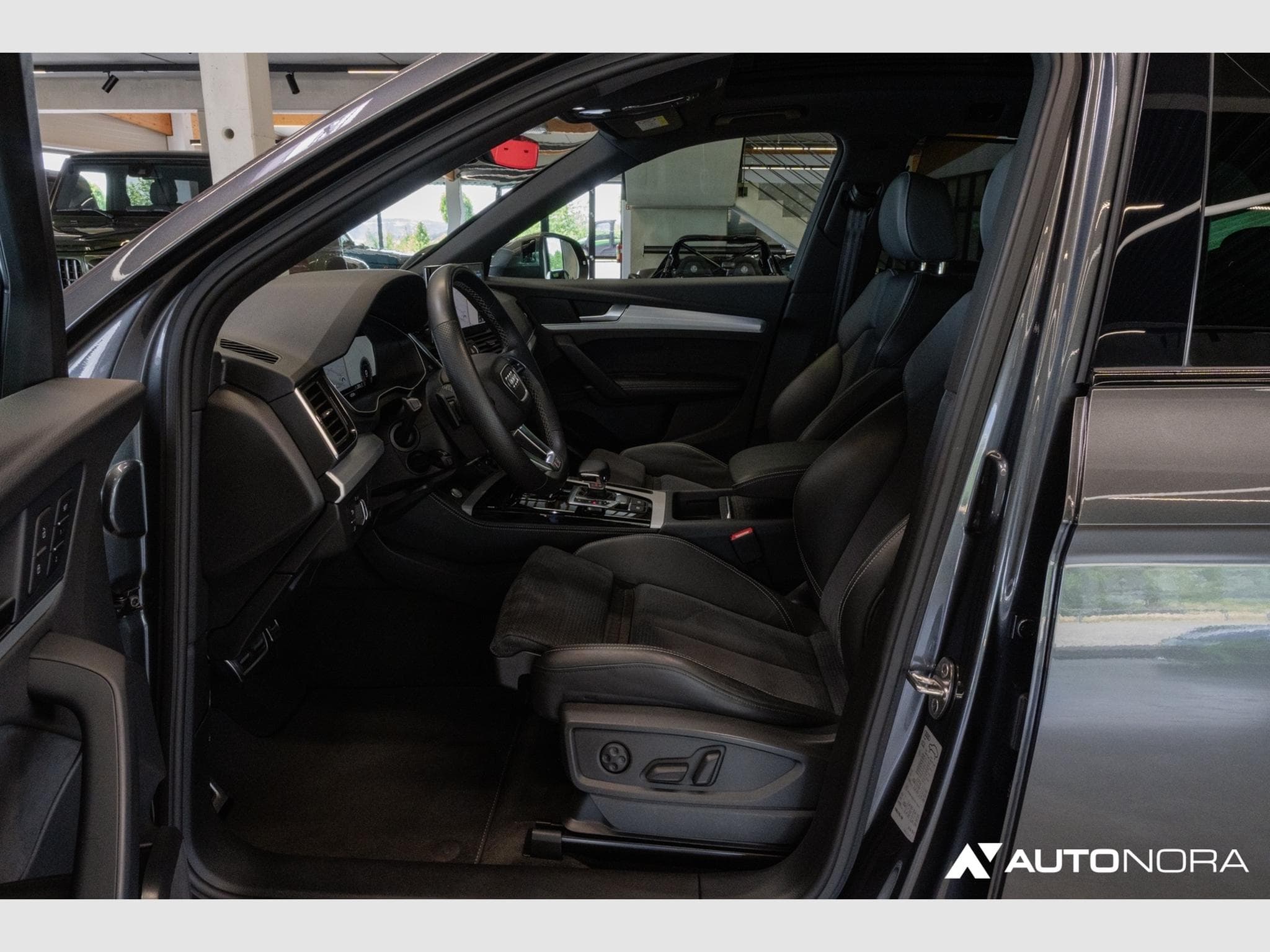 Audi Q5 45 TFSI quattro S line (2021) - Photo 11