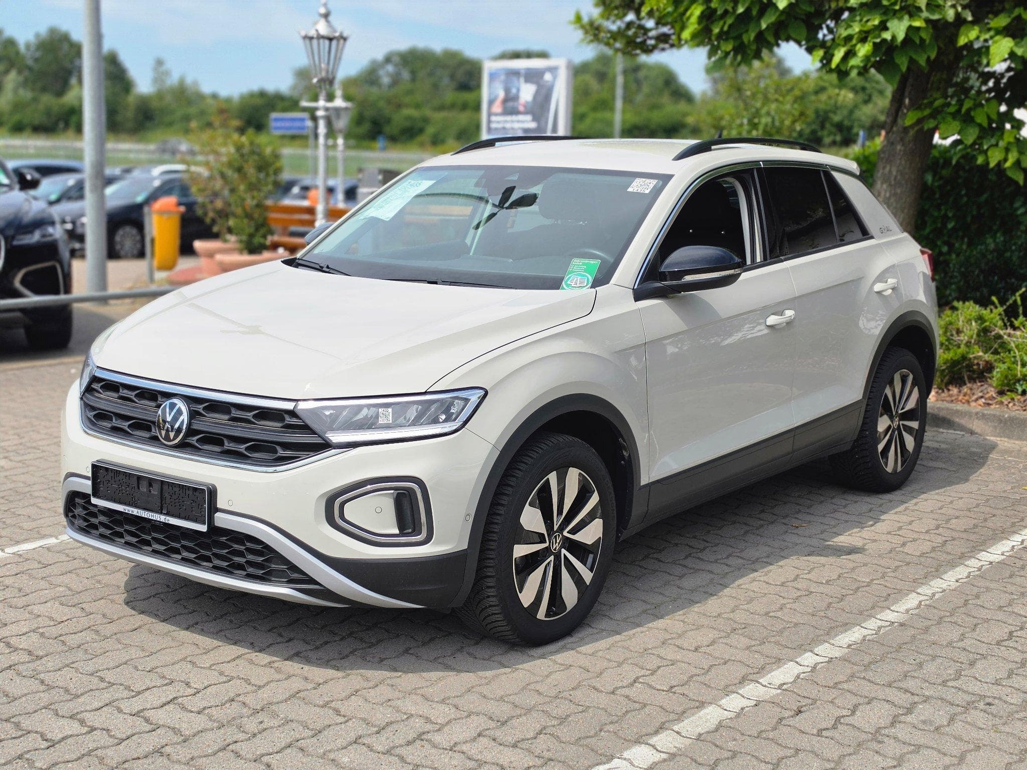 VW T-Roc GOAL (2025) - Photo 1