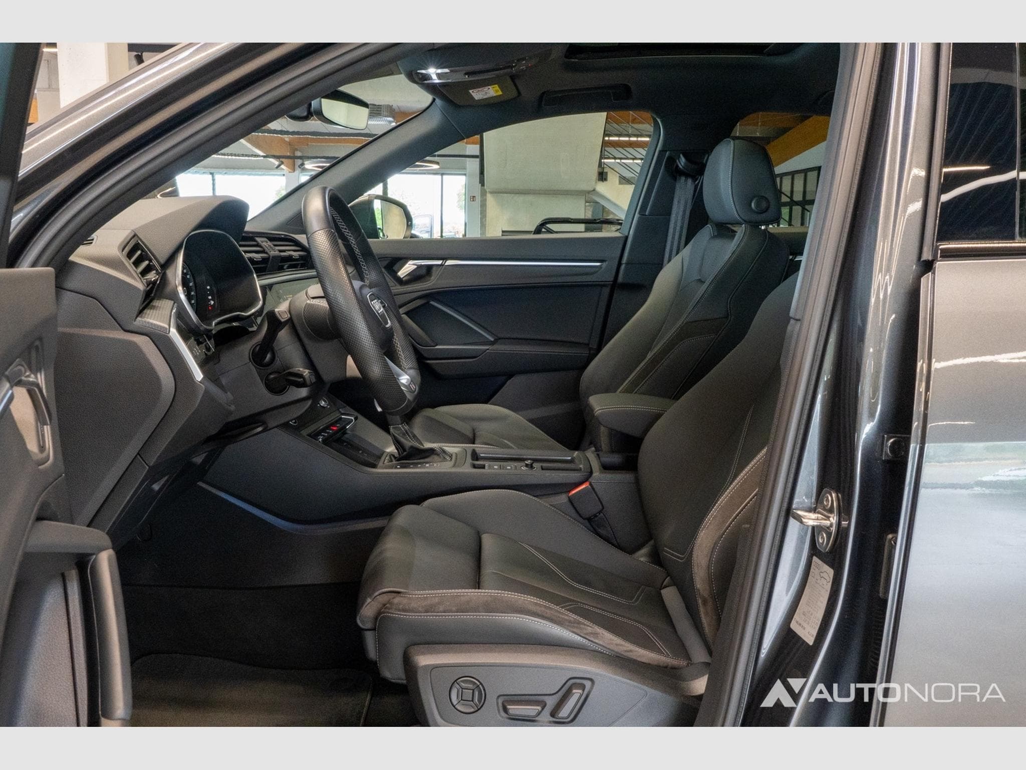 Audi Q3 Q3 35 TDI Sportback S line (2022) - Photo 11