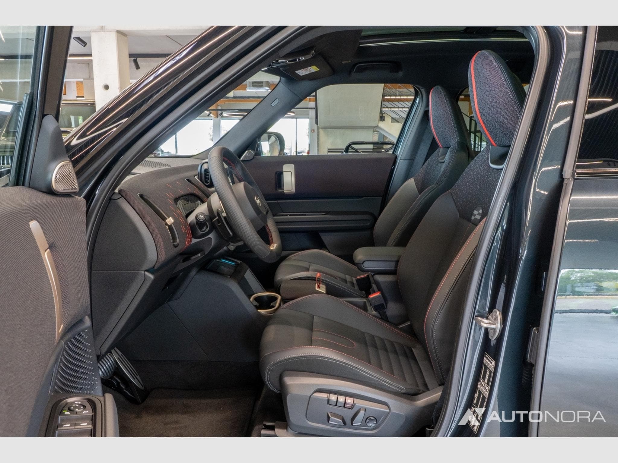 Mini Countryman JCW Countryman ALL4 (2025) - Foto 11