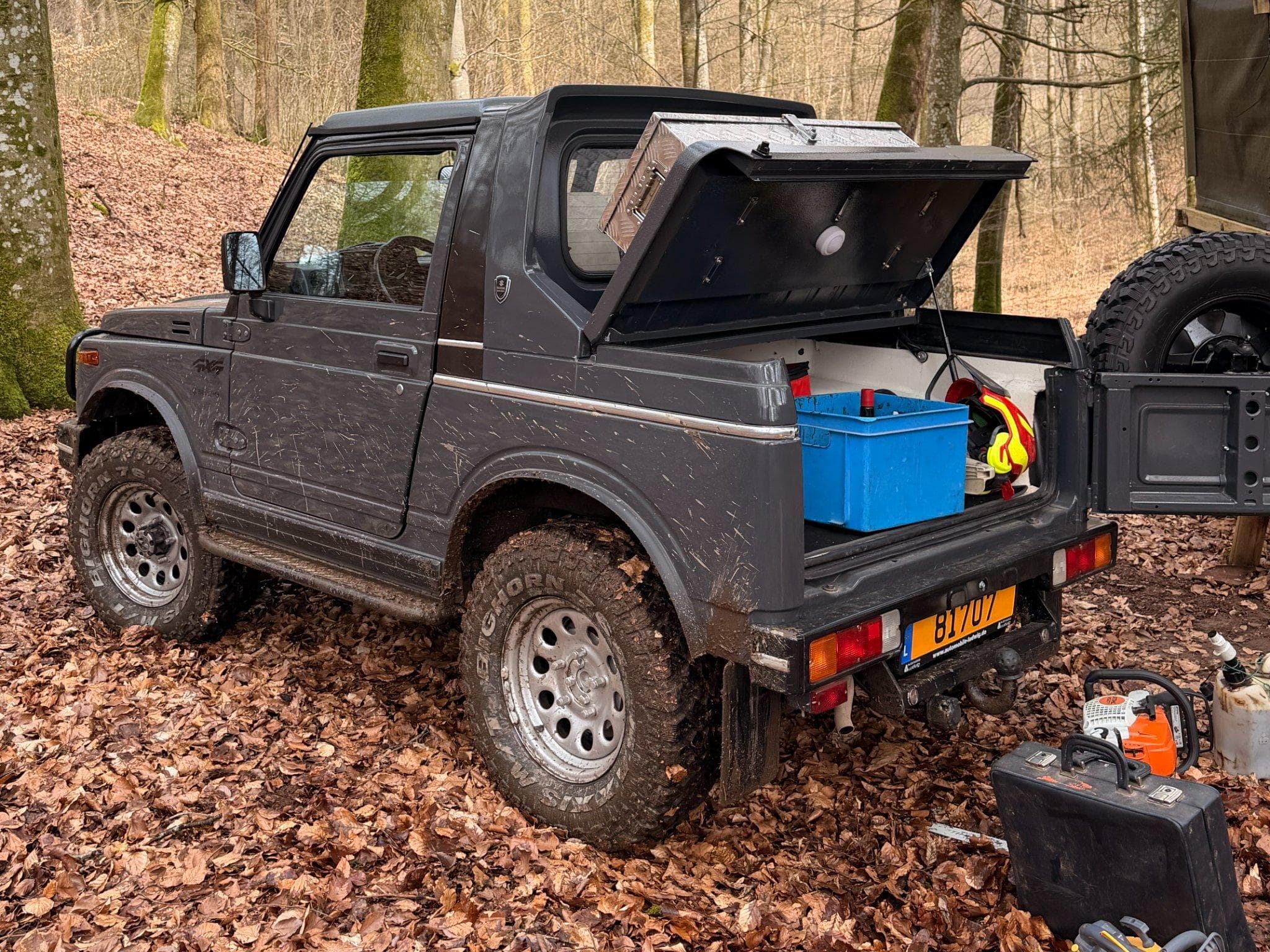 Suzuki SJ413 1.3 Carburateur 5 speed 4x4 (1987) - Foto 4