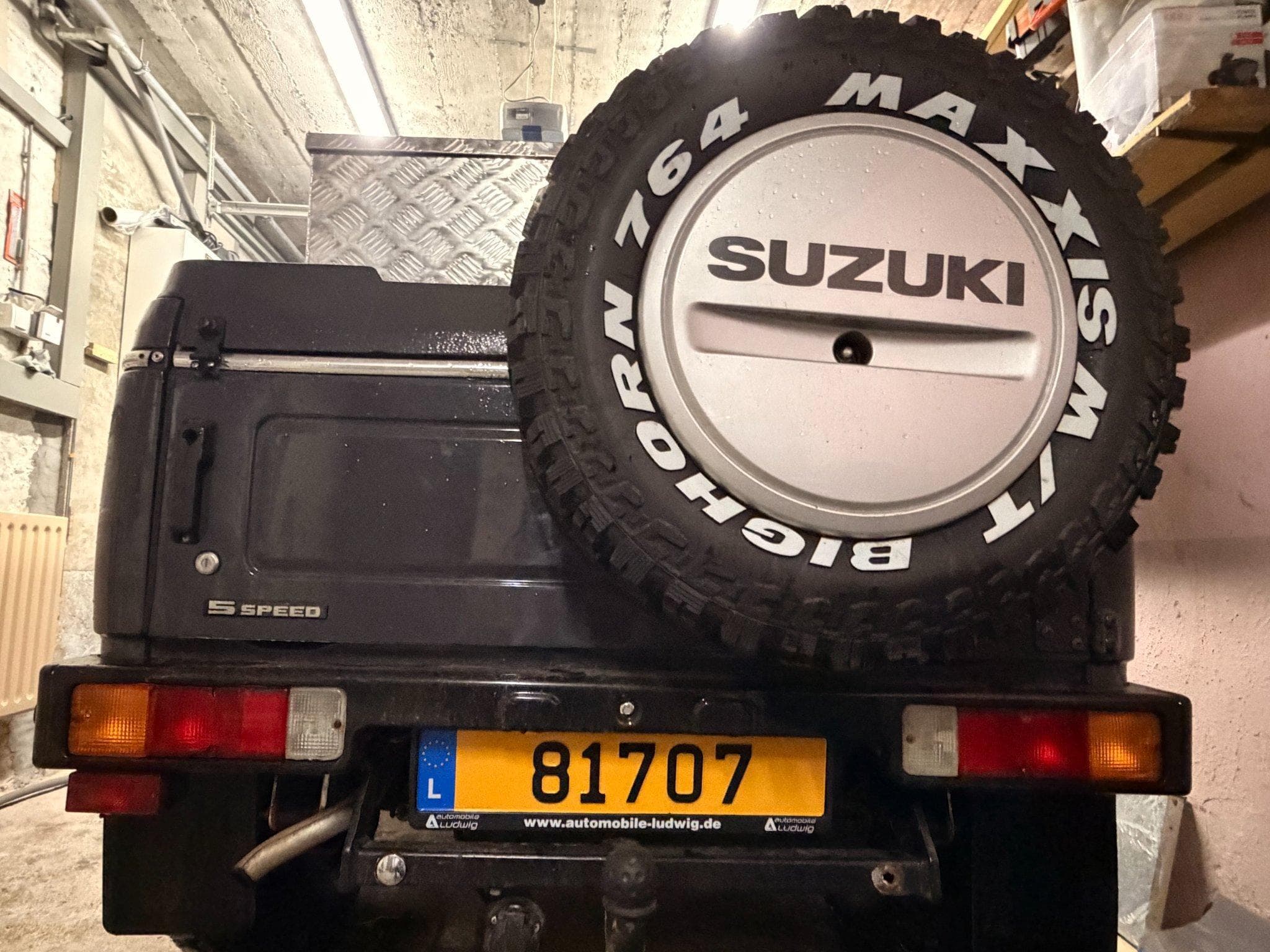 Suzuki SJ413 1.3 Carburateur 5 speed 4x4 (1987) - Foto 9