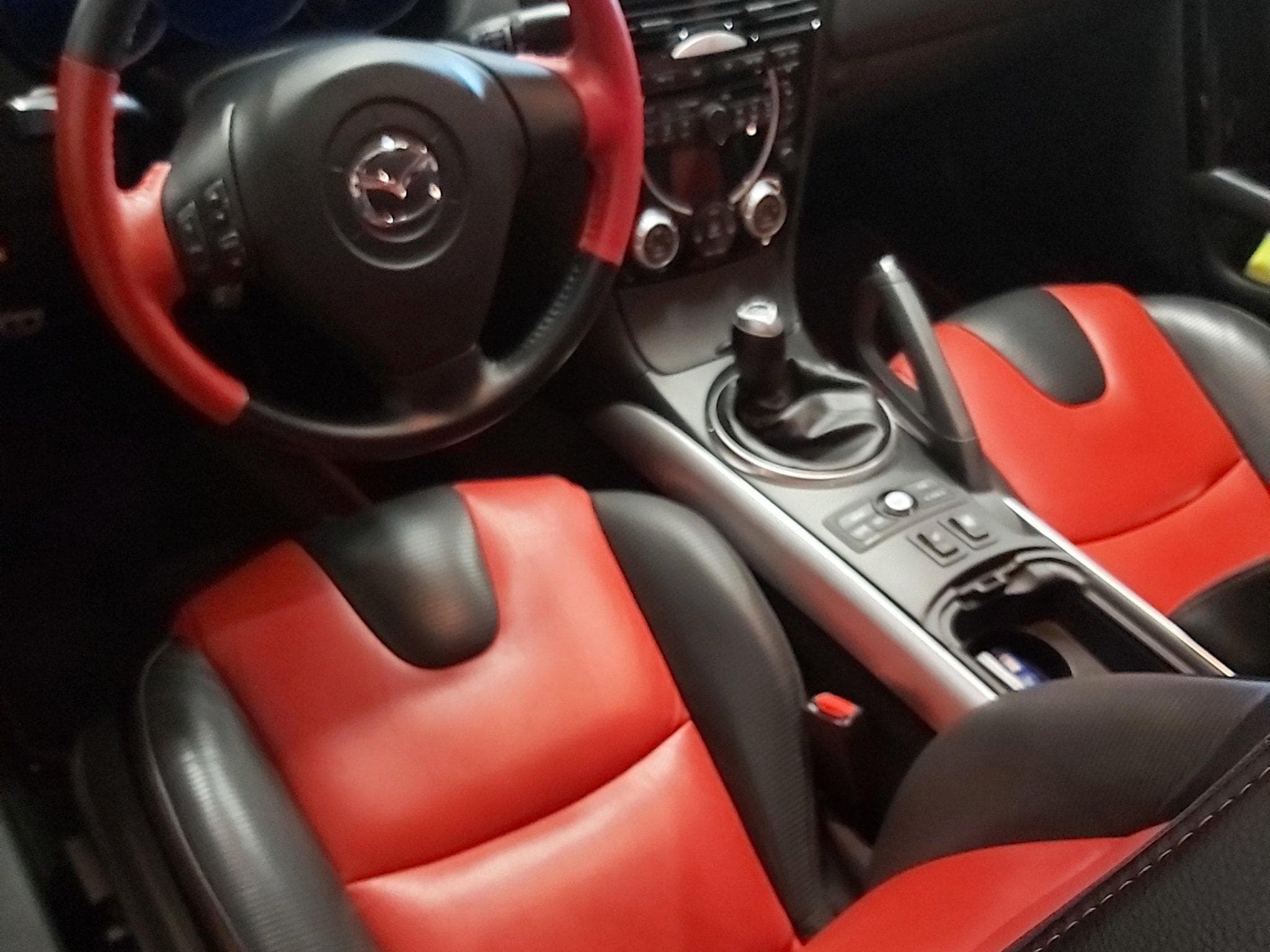Mazda RX-8 Revolution 231CV (2003) - Photo 3
