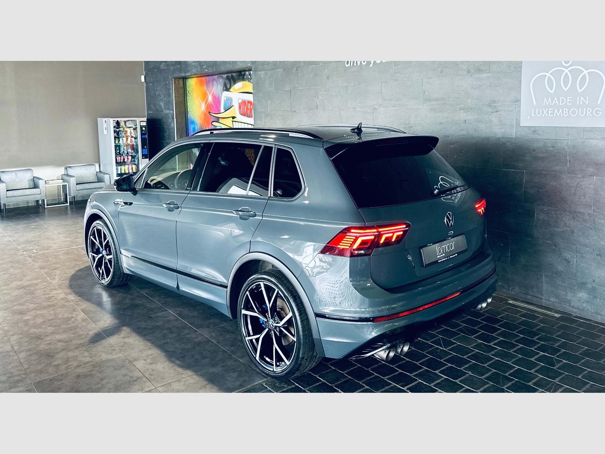 VW Tiguan TIGUAN R 4MOTION TSI DSG (2023) - Photo 5