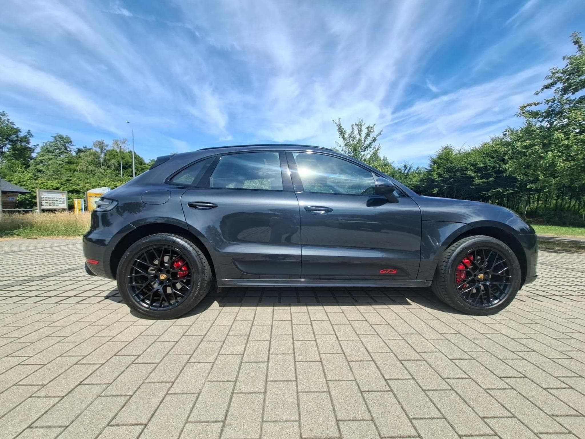 Porsche Macan GTS (2020) - Photo 1