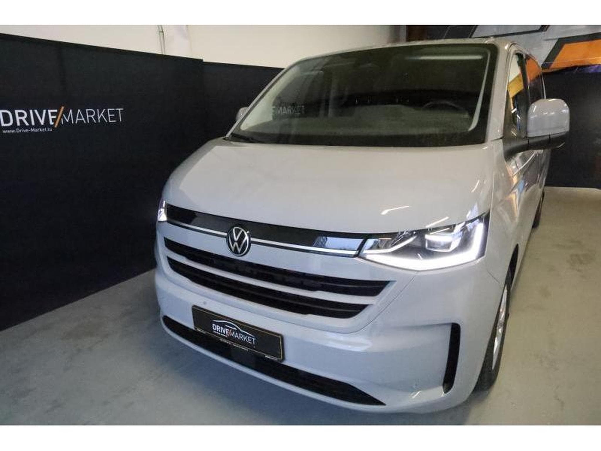 VW T7 Style LONG LR 9P (2026) - Photo 26