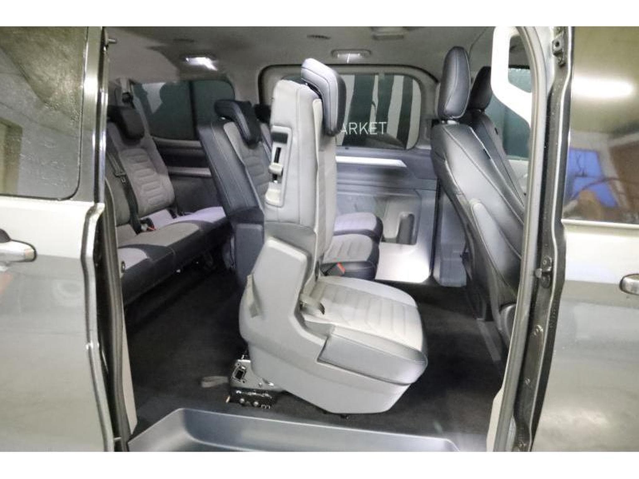 VW T7 Style 4X4 (2026) - Photo 16