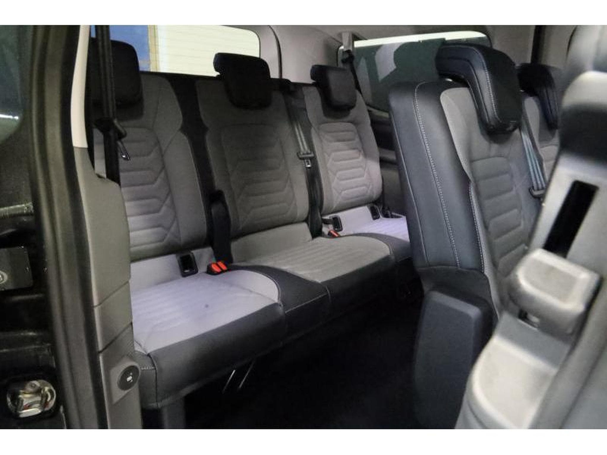 VW T7 Style 4X4 (2026) - Photo 17